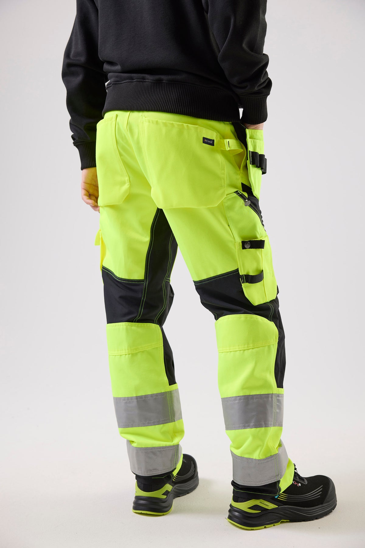 236 Craftsmen Trousers