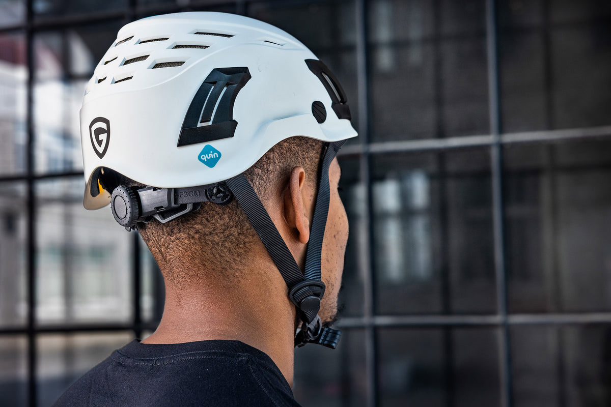 Armet Pro Connected Safety Helmet