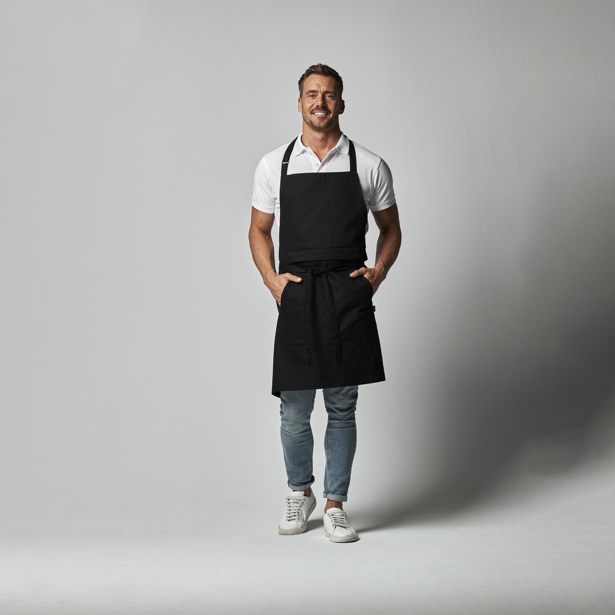 Combi Apron (GOTS) Black