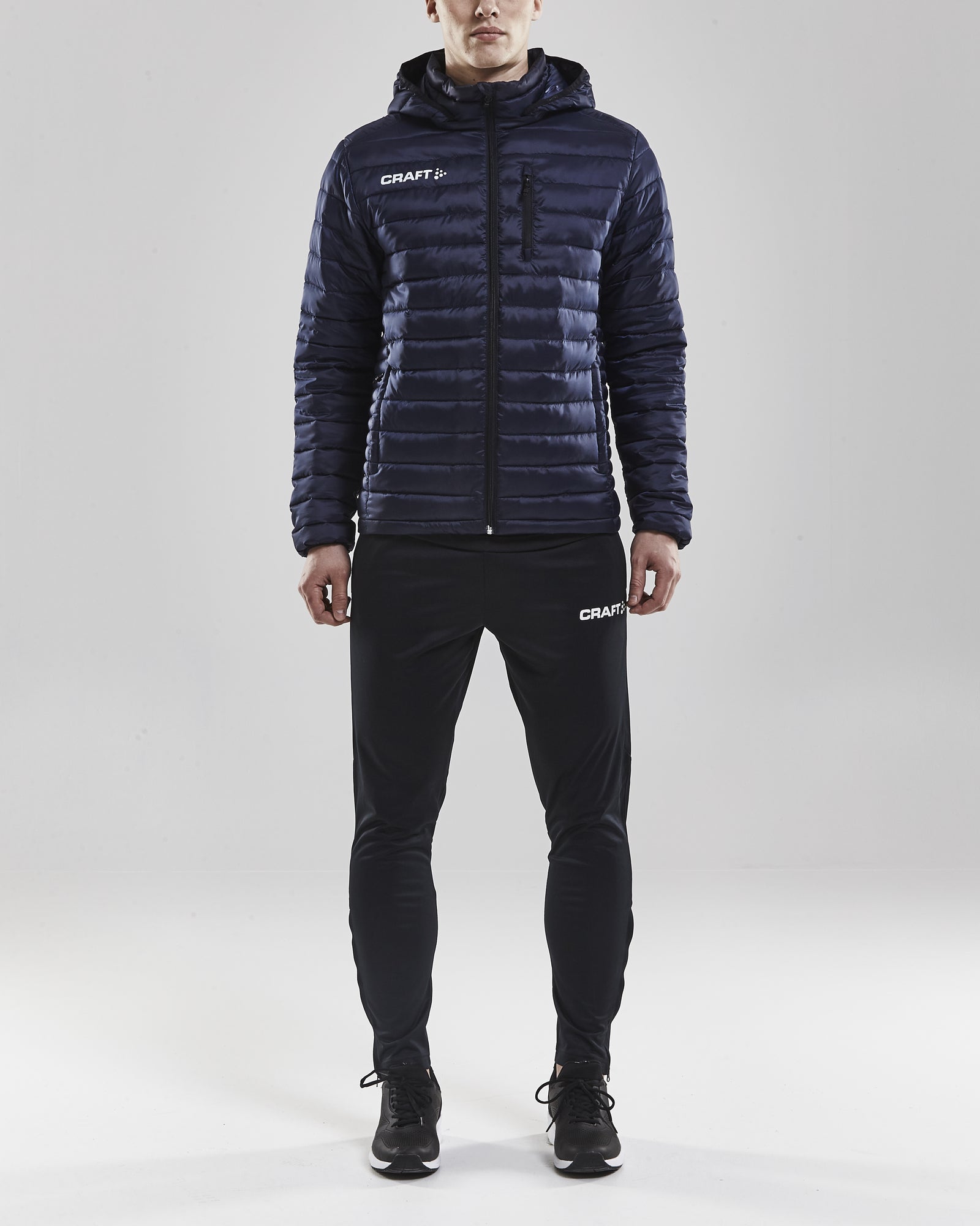 Isolate Jacket M