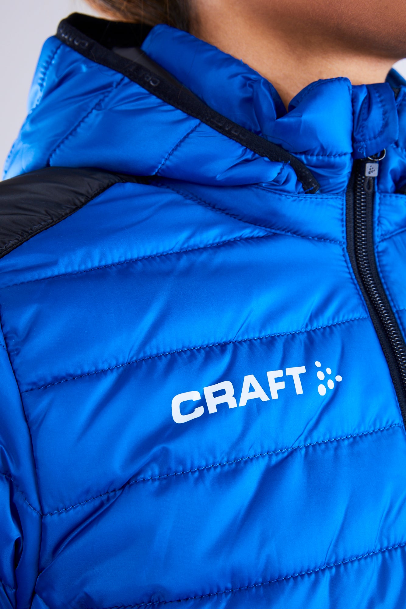 Isolate Jacket W