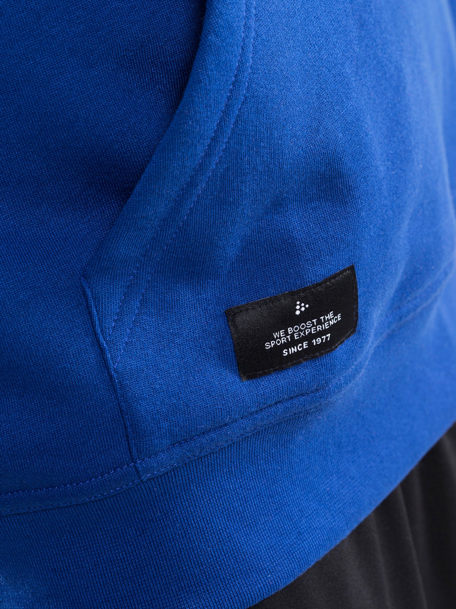 Community Hoodie M