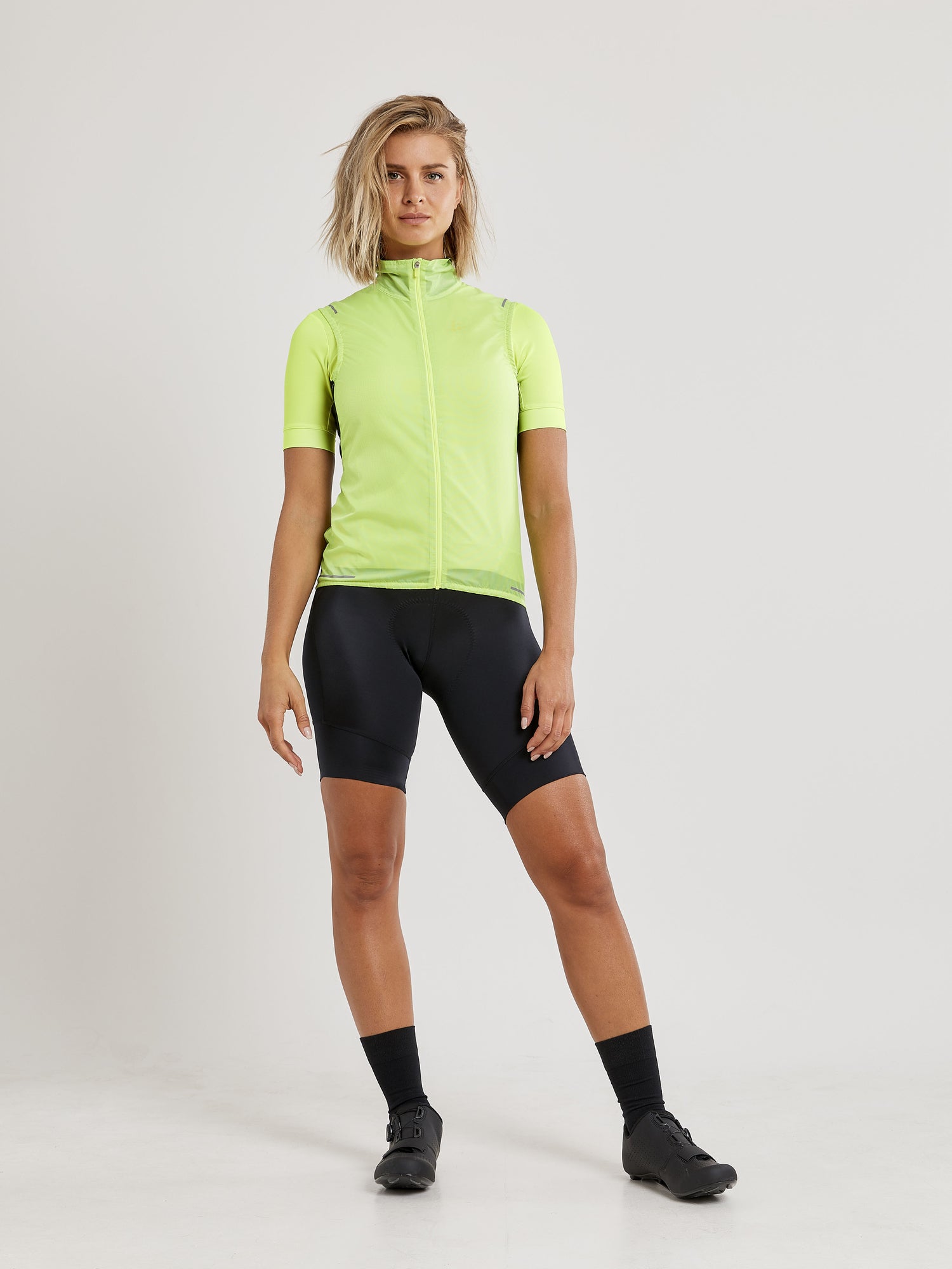 ADV Essence Light Wind Vest W