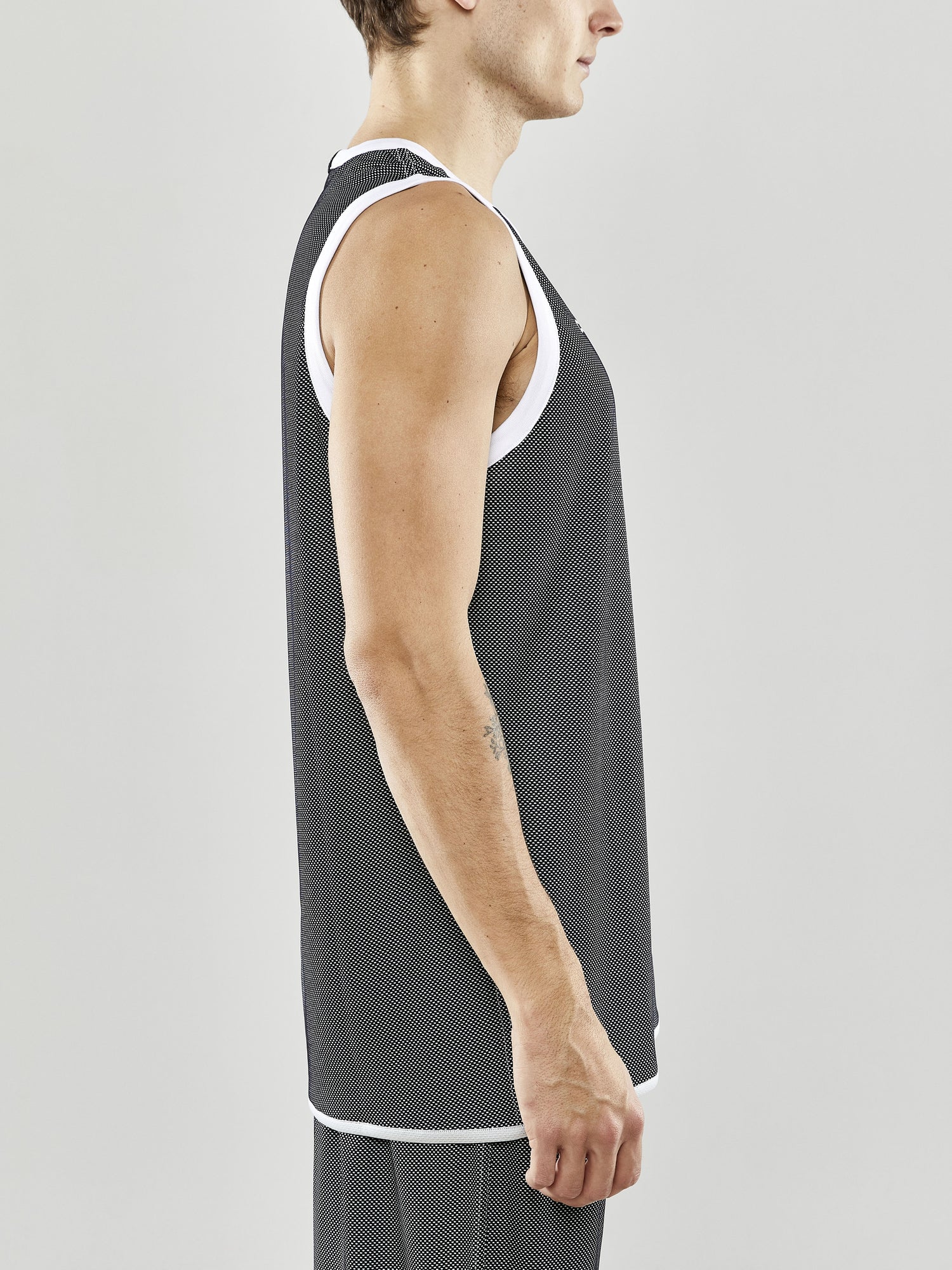 Progress Reversible Basket Singlet M