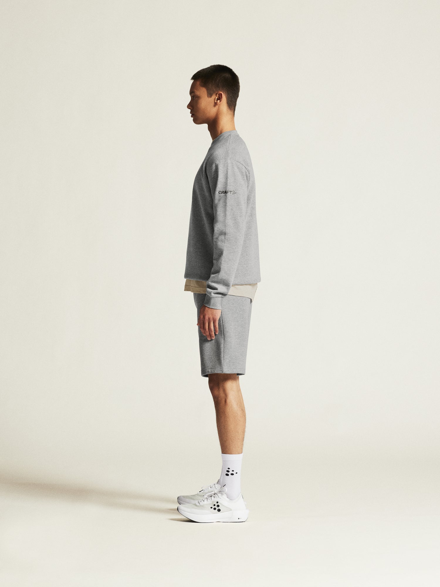Community 2.0 R Neck M