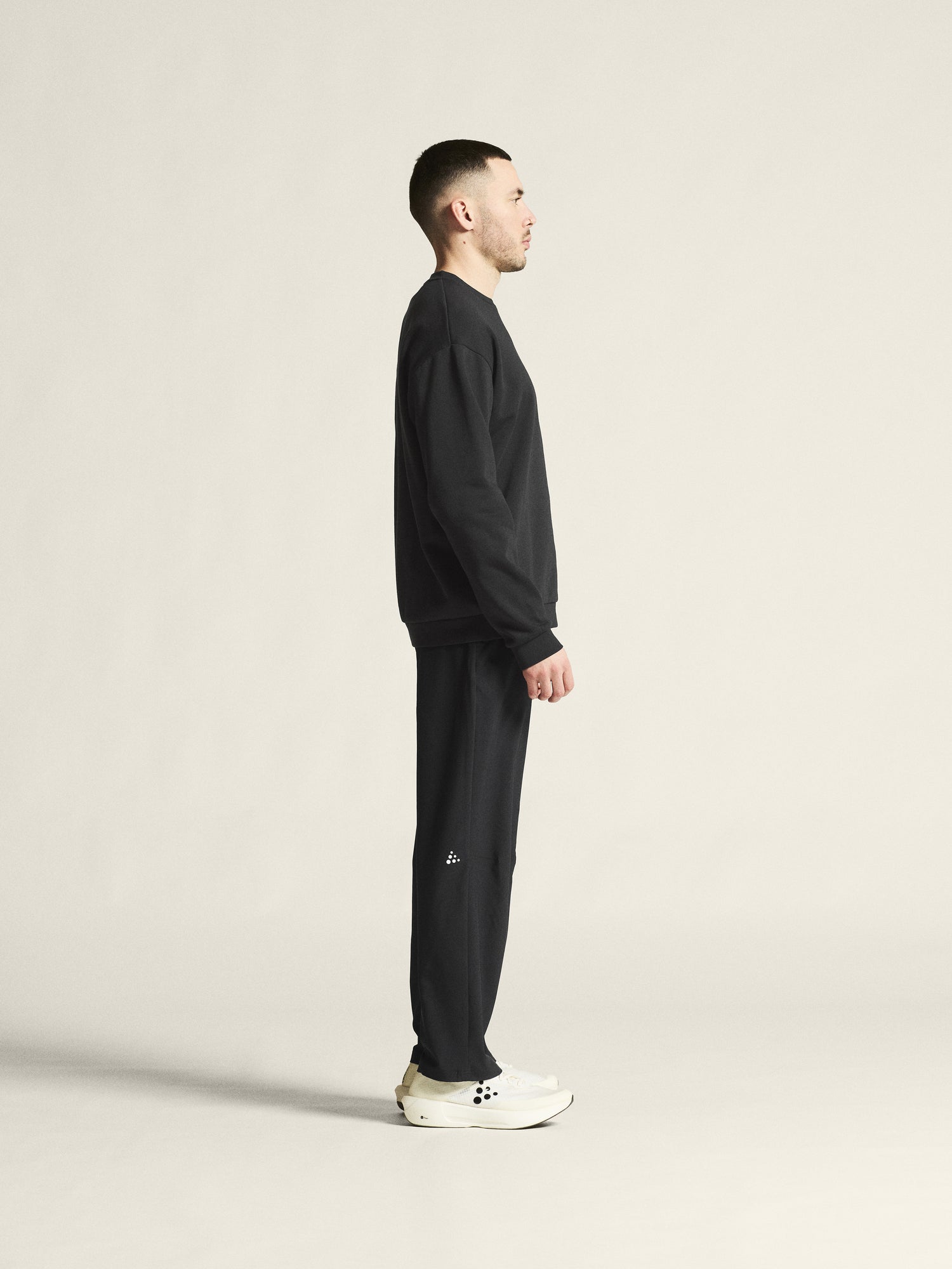 Community 2.0 R Neck M