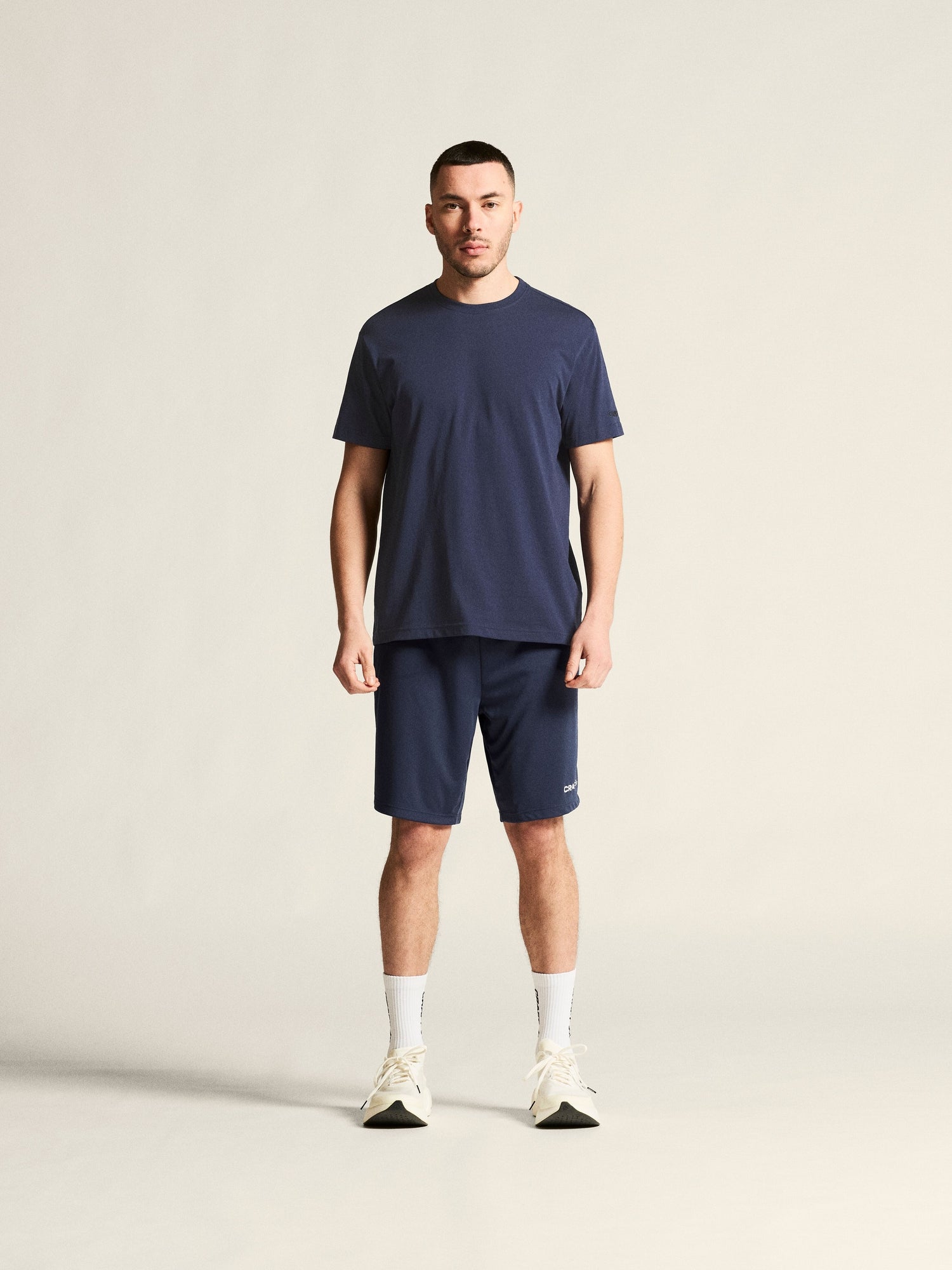 Community 2.0 Tee M