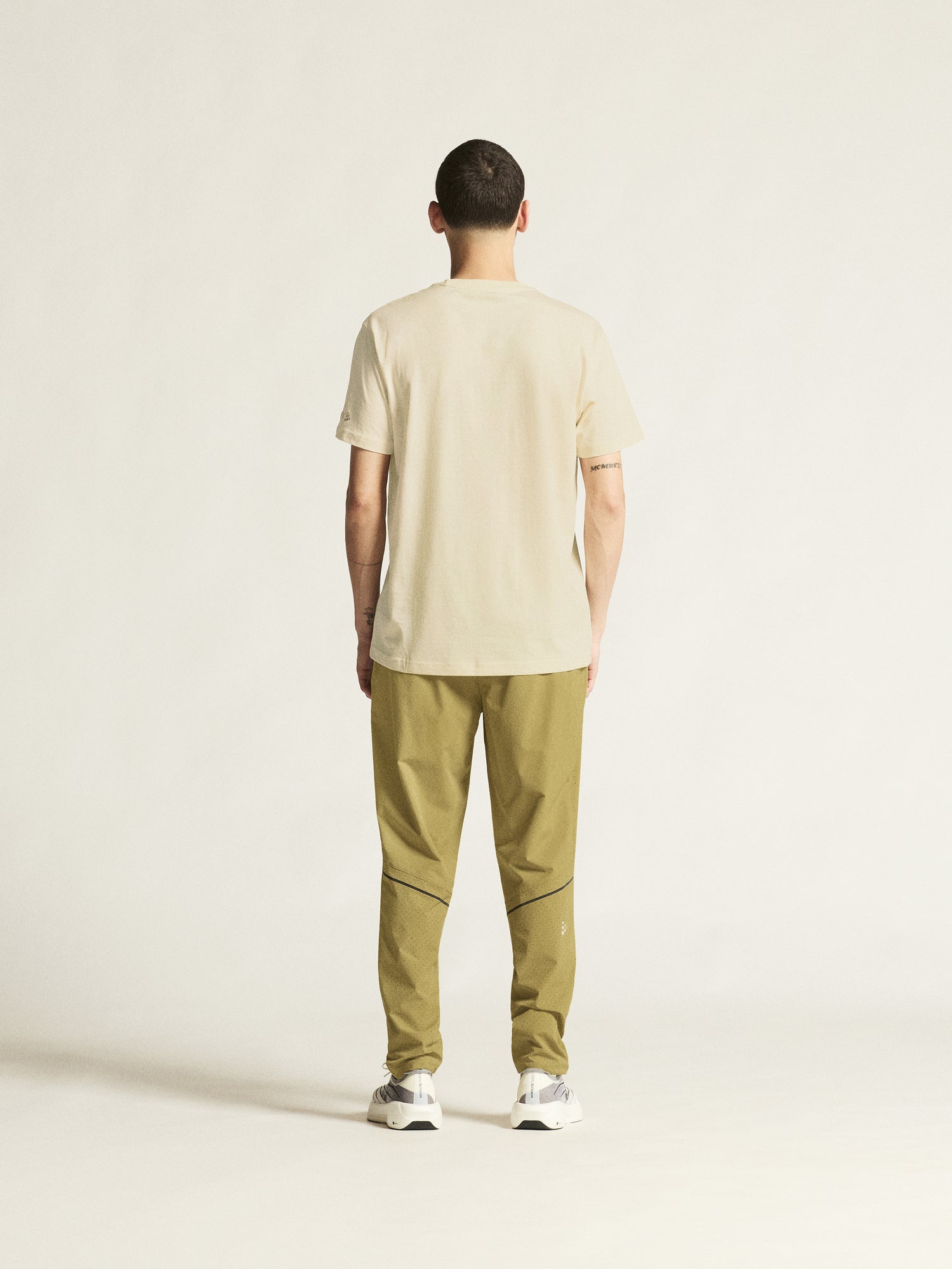 Community 2.0 Tee M