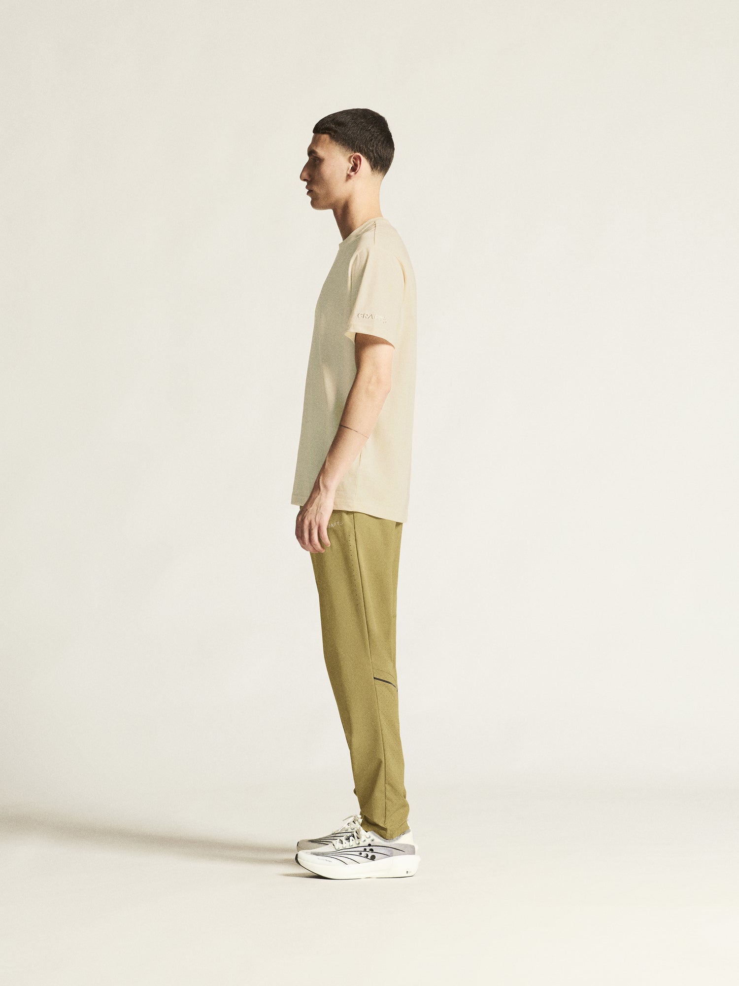Community 2.0 Tee M