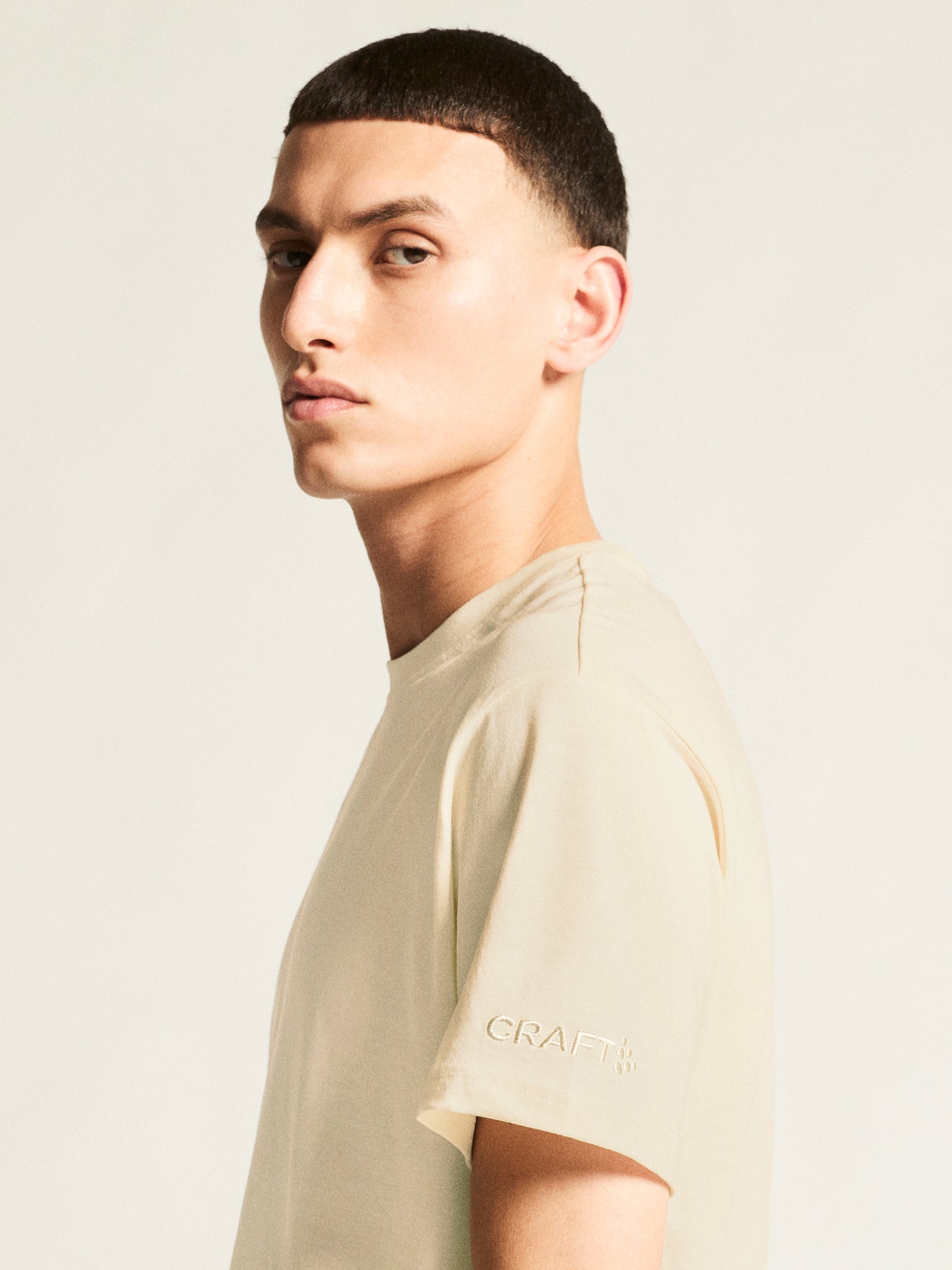 Community 2.0 Tee M