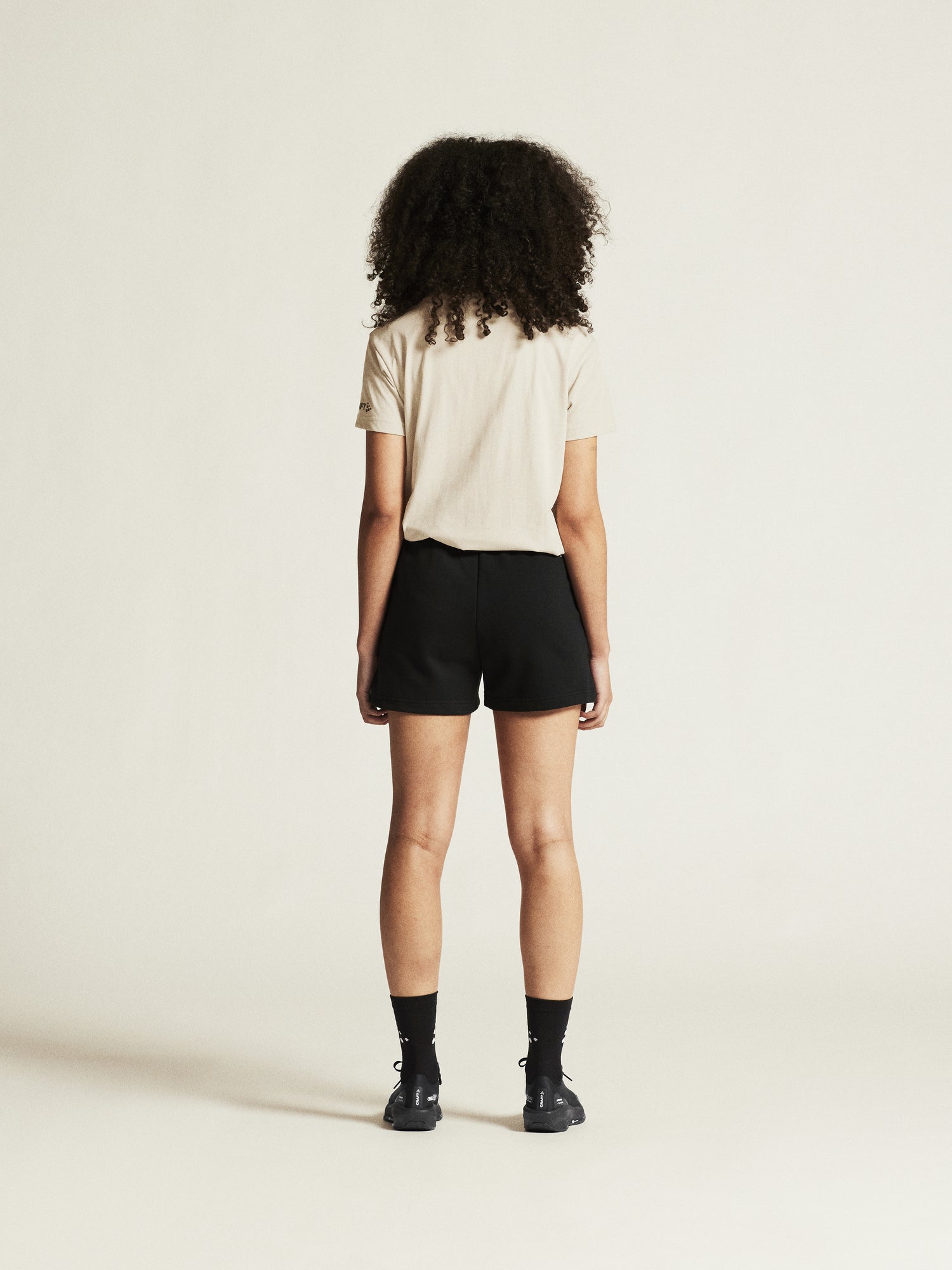 Community 2.0 Tee W