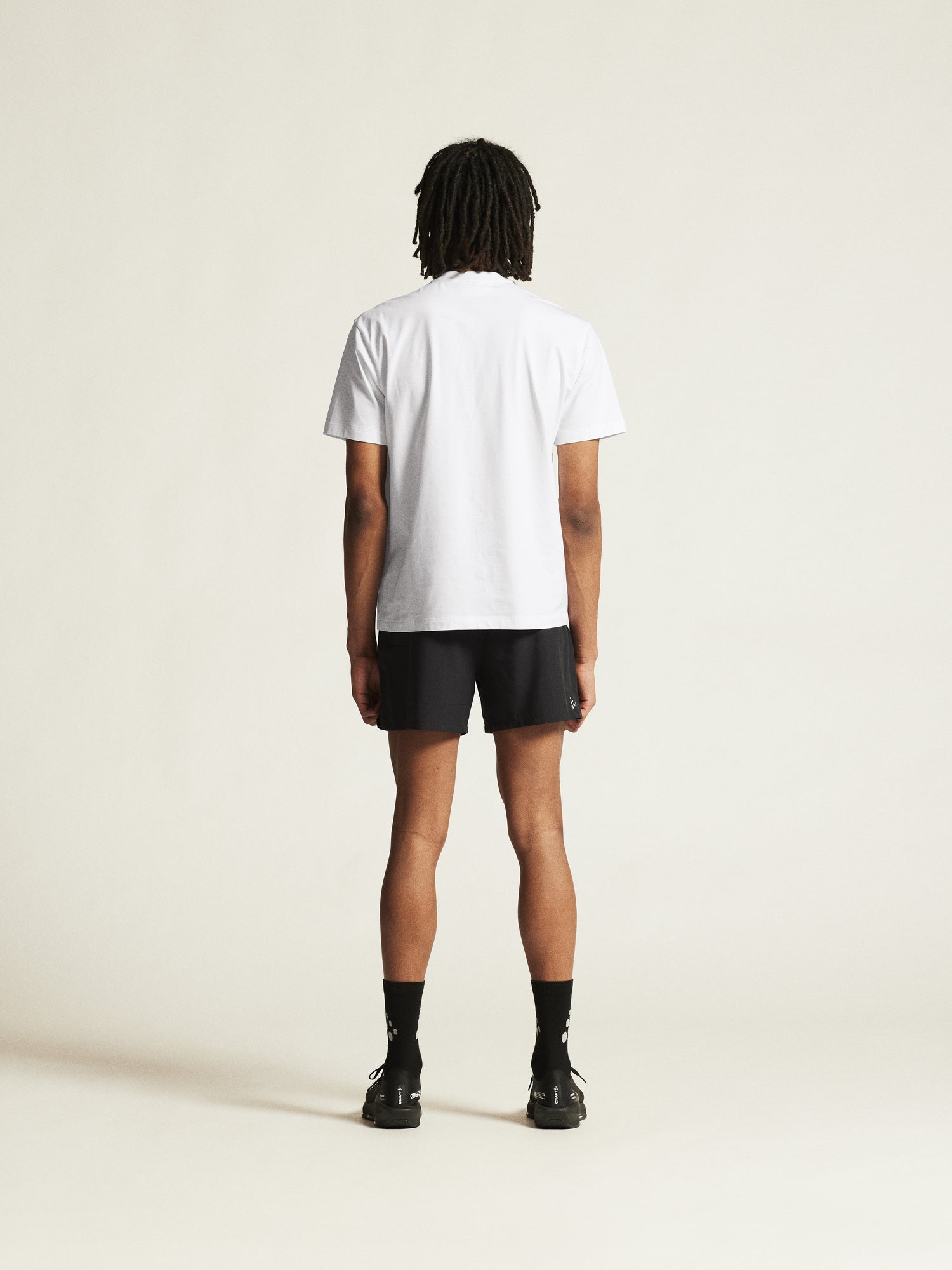 CORE Essence Shorts 2 M