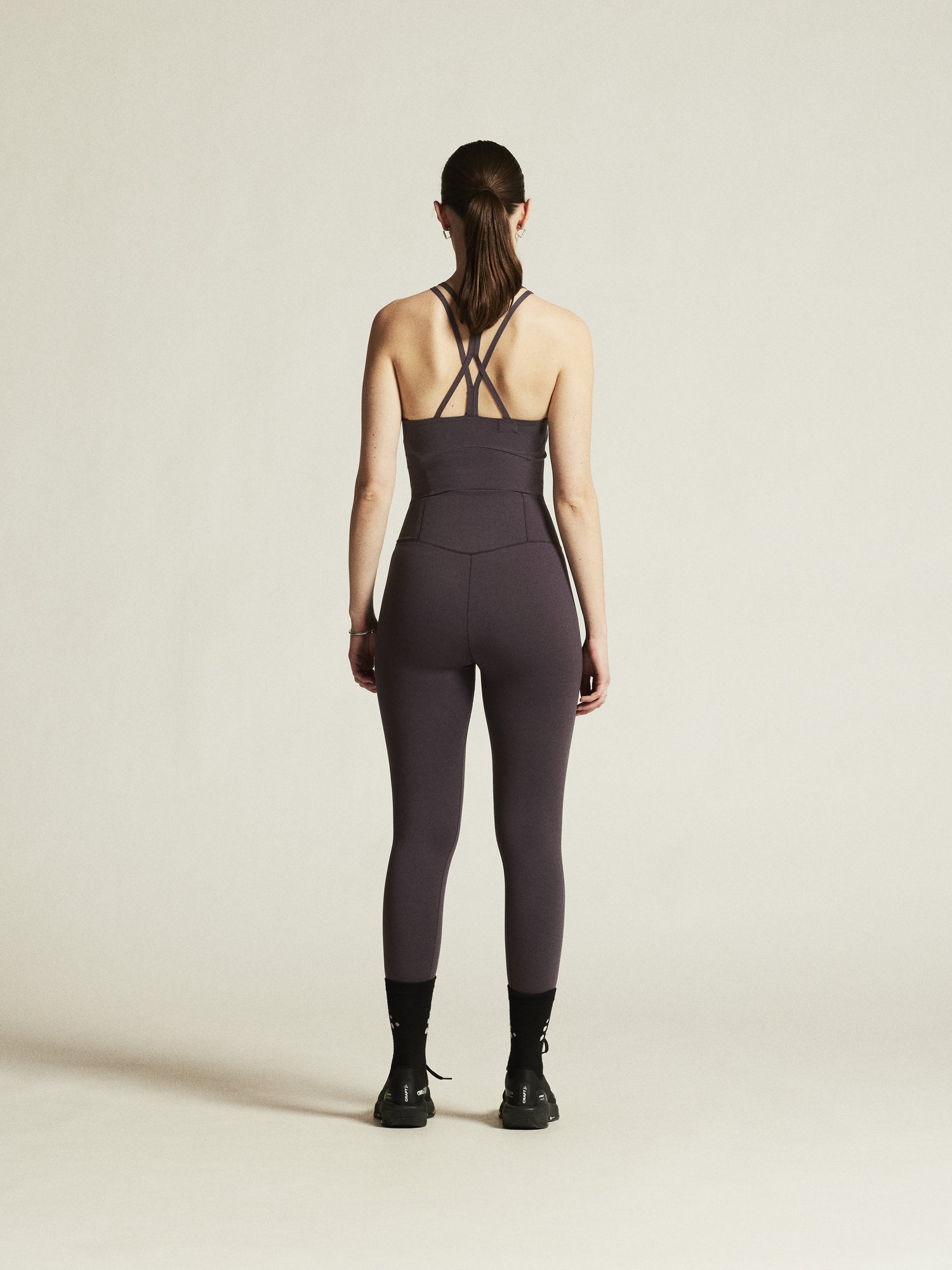 Collective Cropped Singlet W