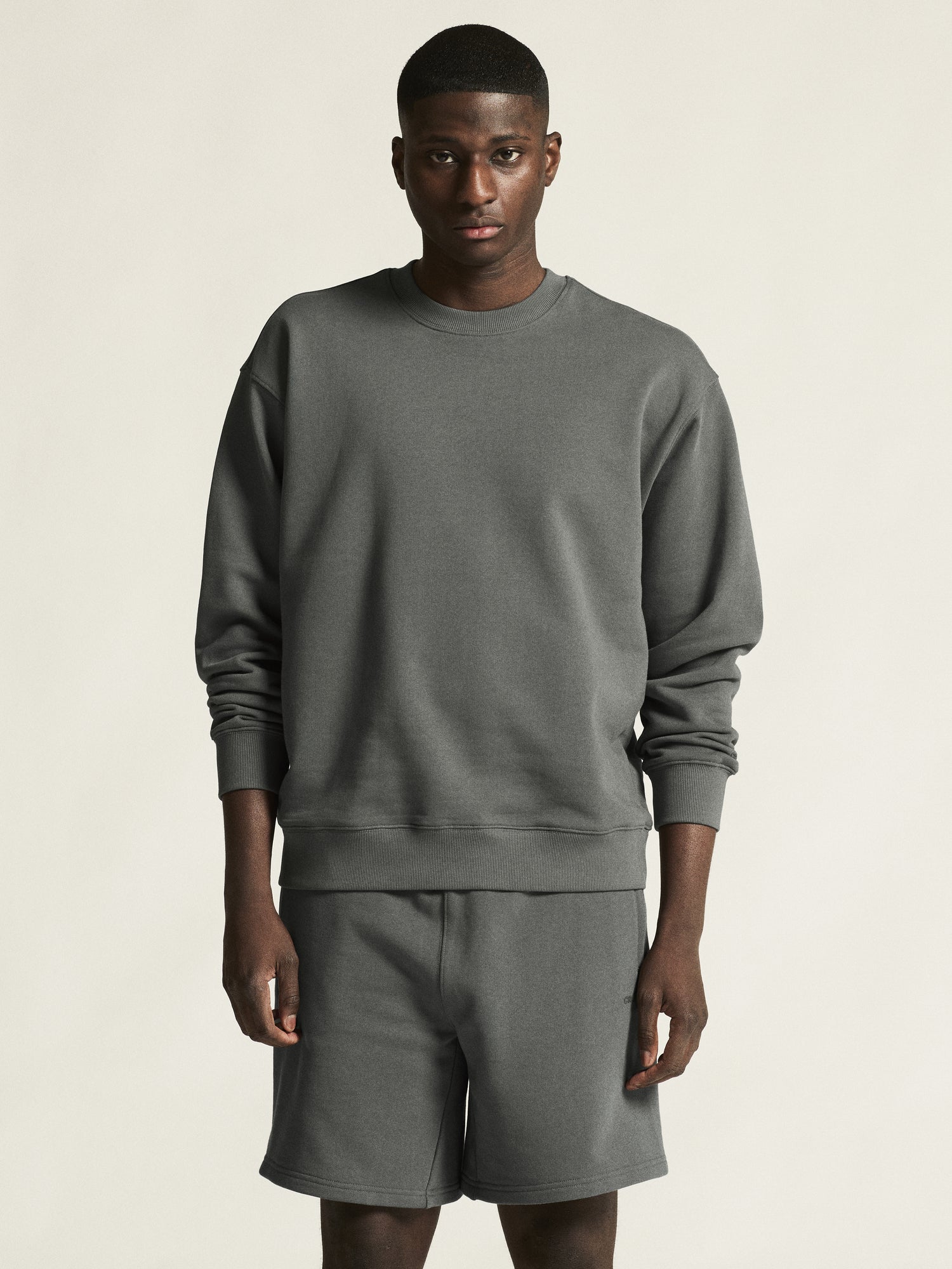 Frequent RN Sweatshirt M