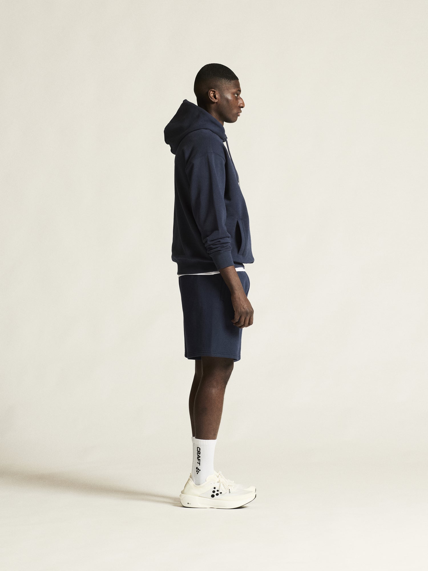Frequent Hoodie M