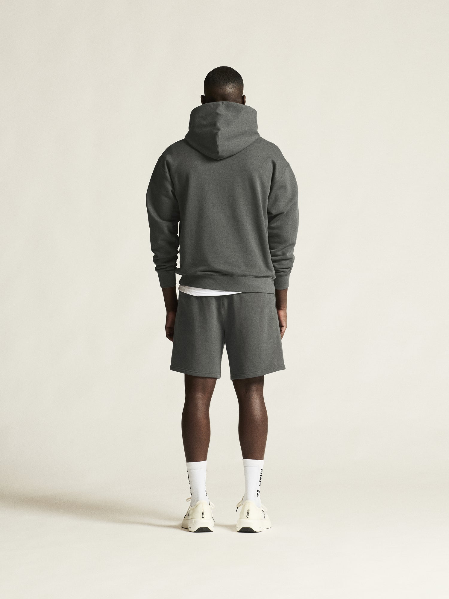 Frequent Hoodie M