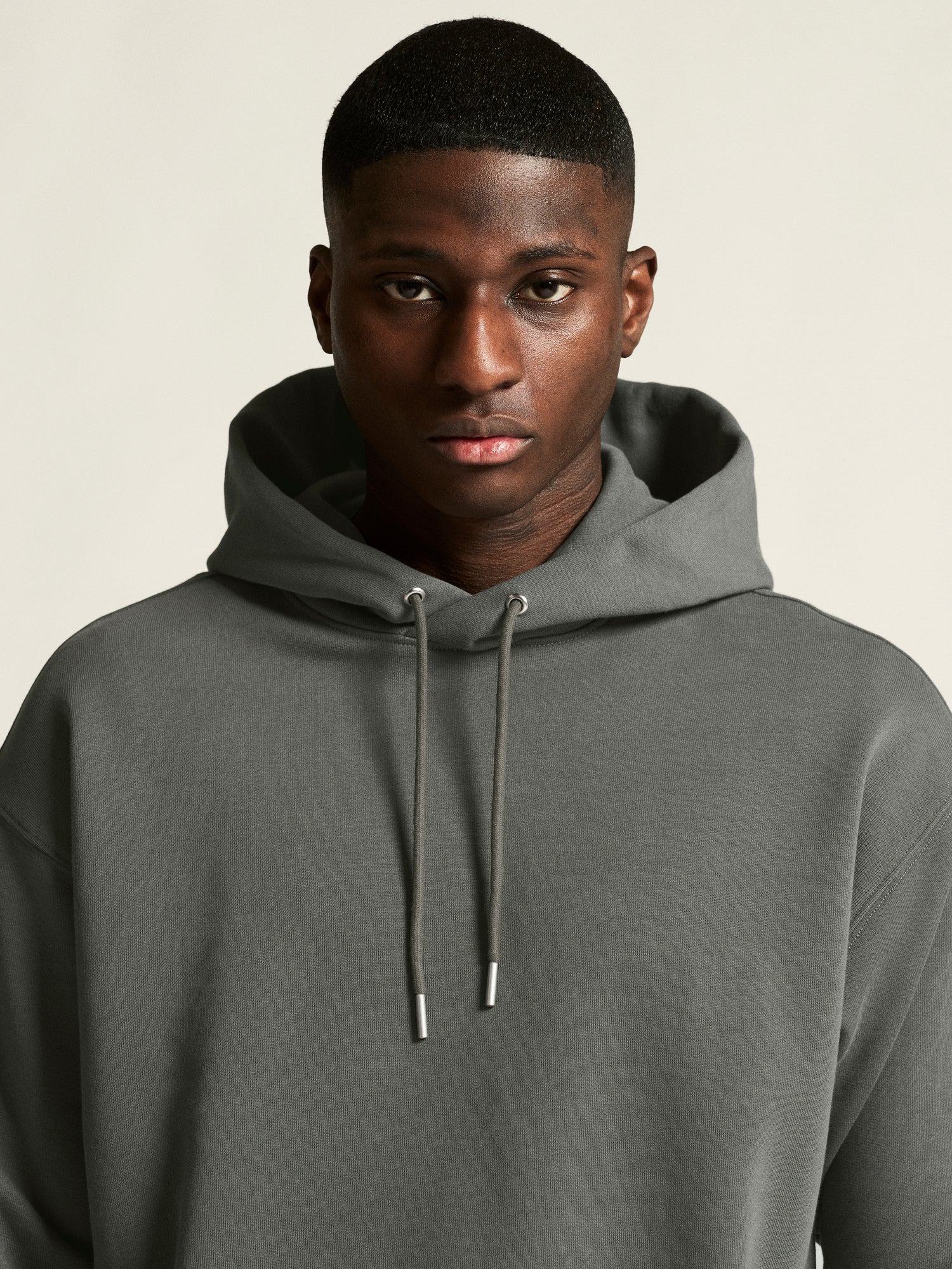 Frequent Hoodie M