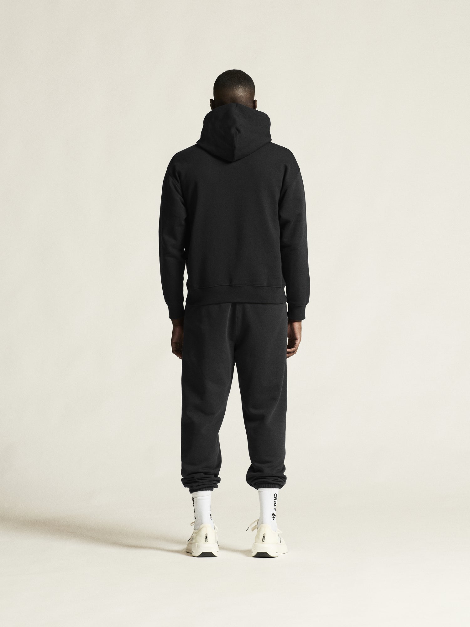 Frequent Hoodie M