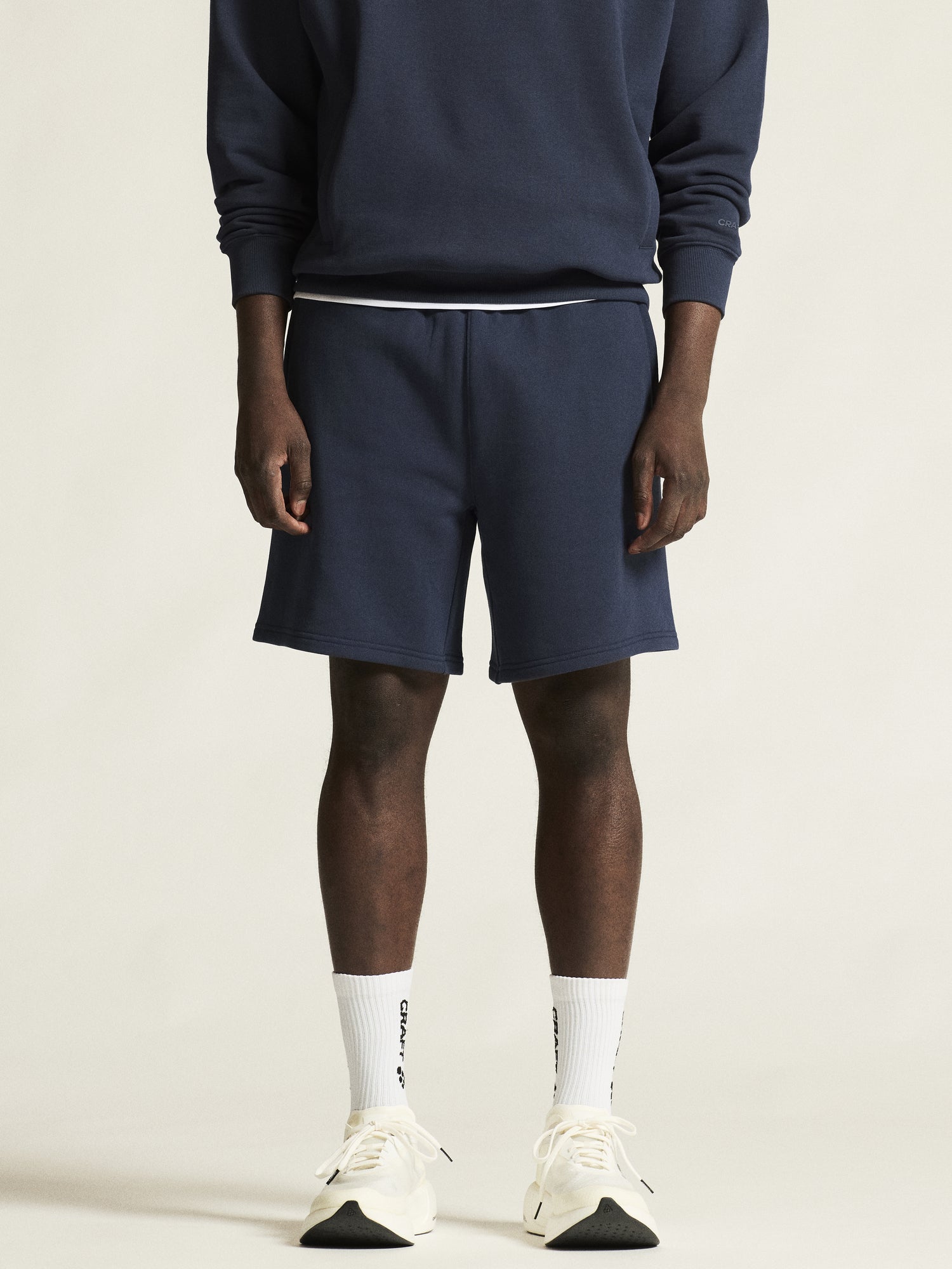 Frequent Sweatshorts M