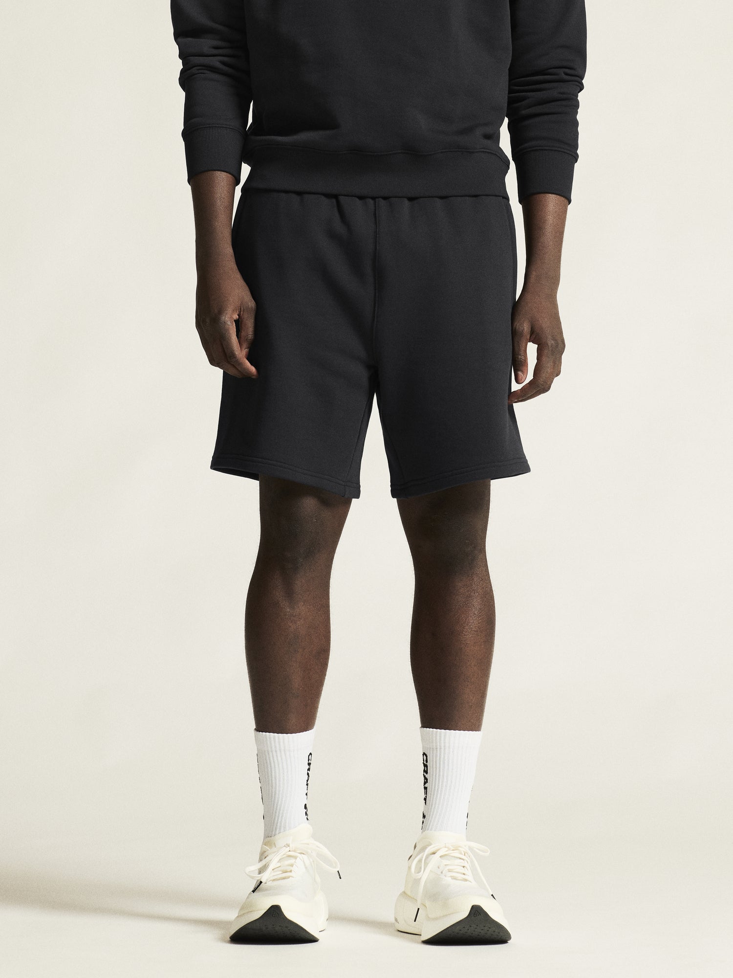 Frequent Sweatshorts M