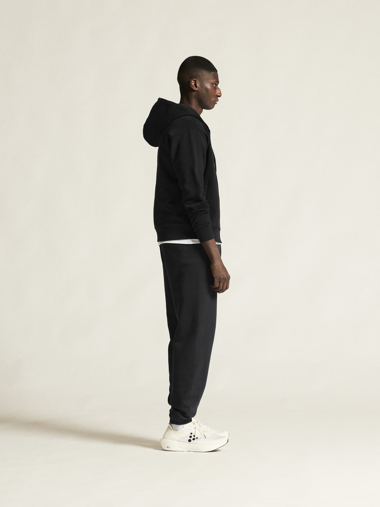 Frequent Sweatpants M