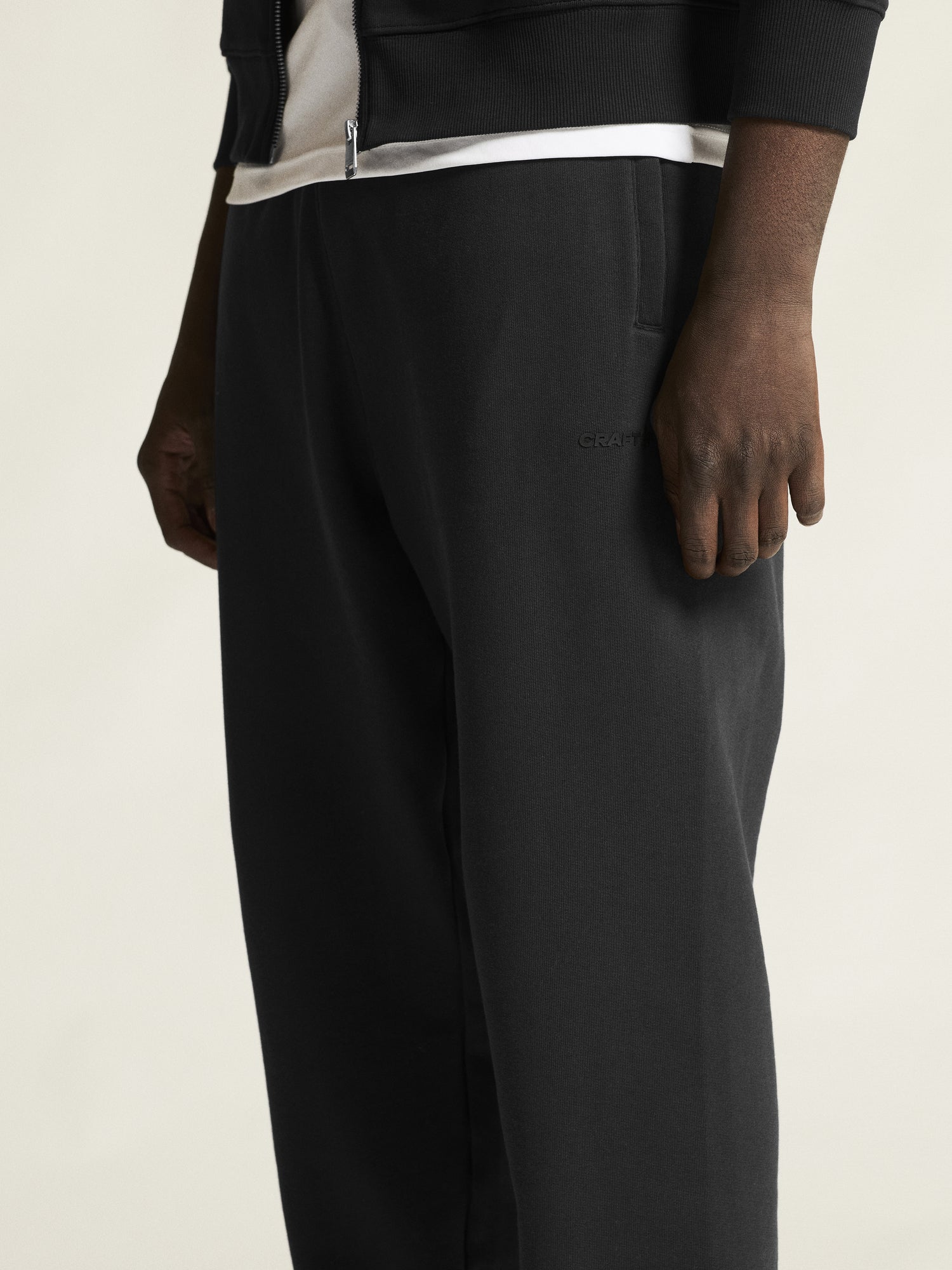 Frequent Sweatpants M