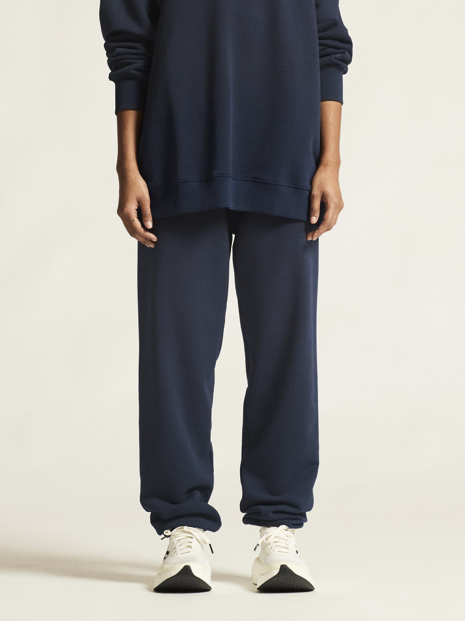 Frequent Sweatpants W