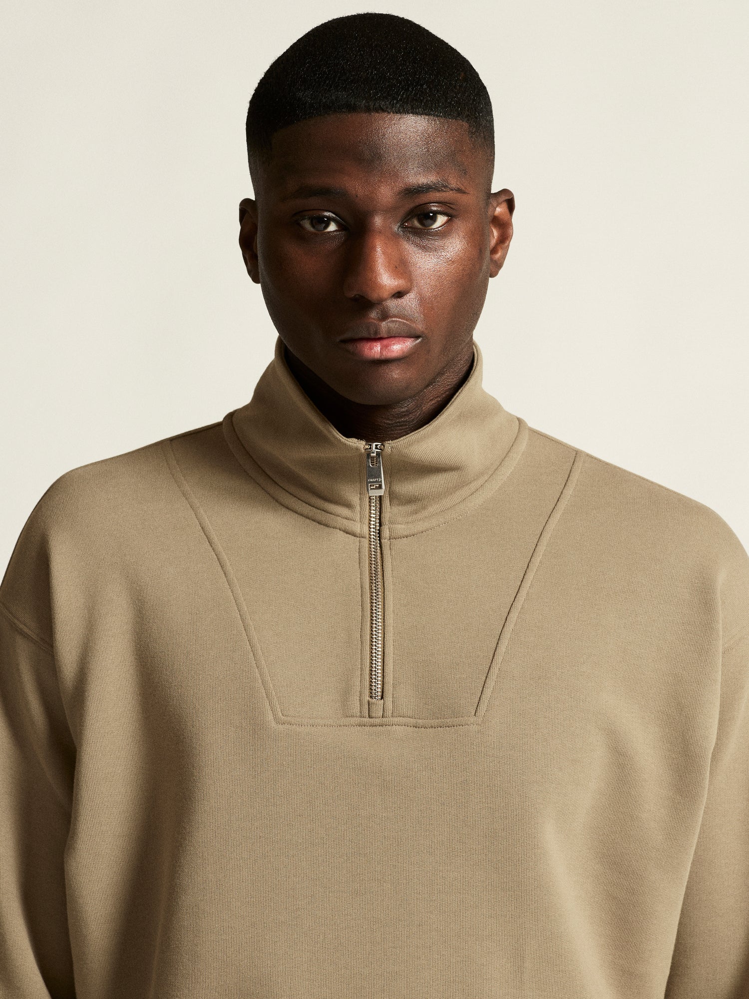 Frequent HZ Sweatshirt M