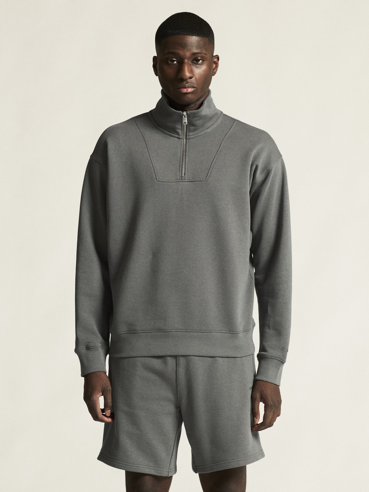 Frequent HZ Sweatshirt M
