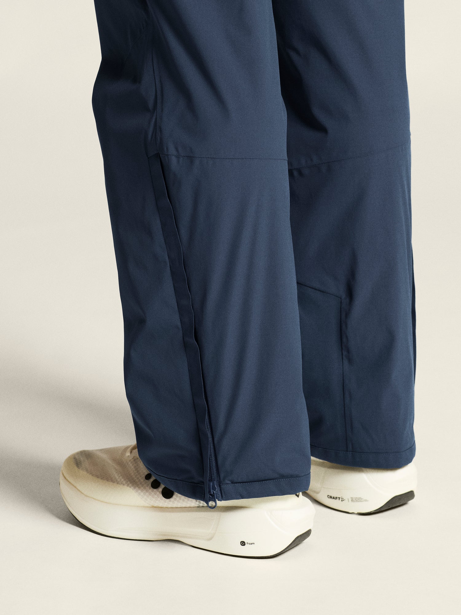 Explore Padded Pants M