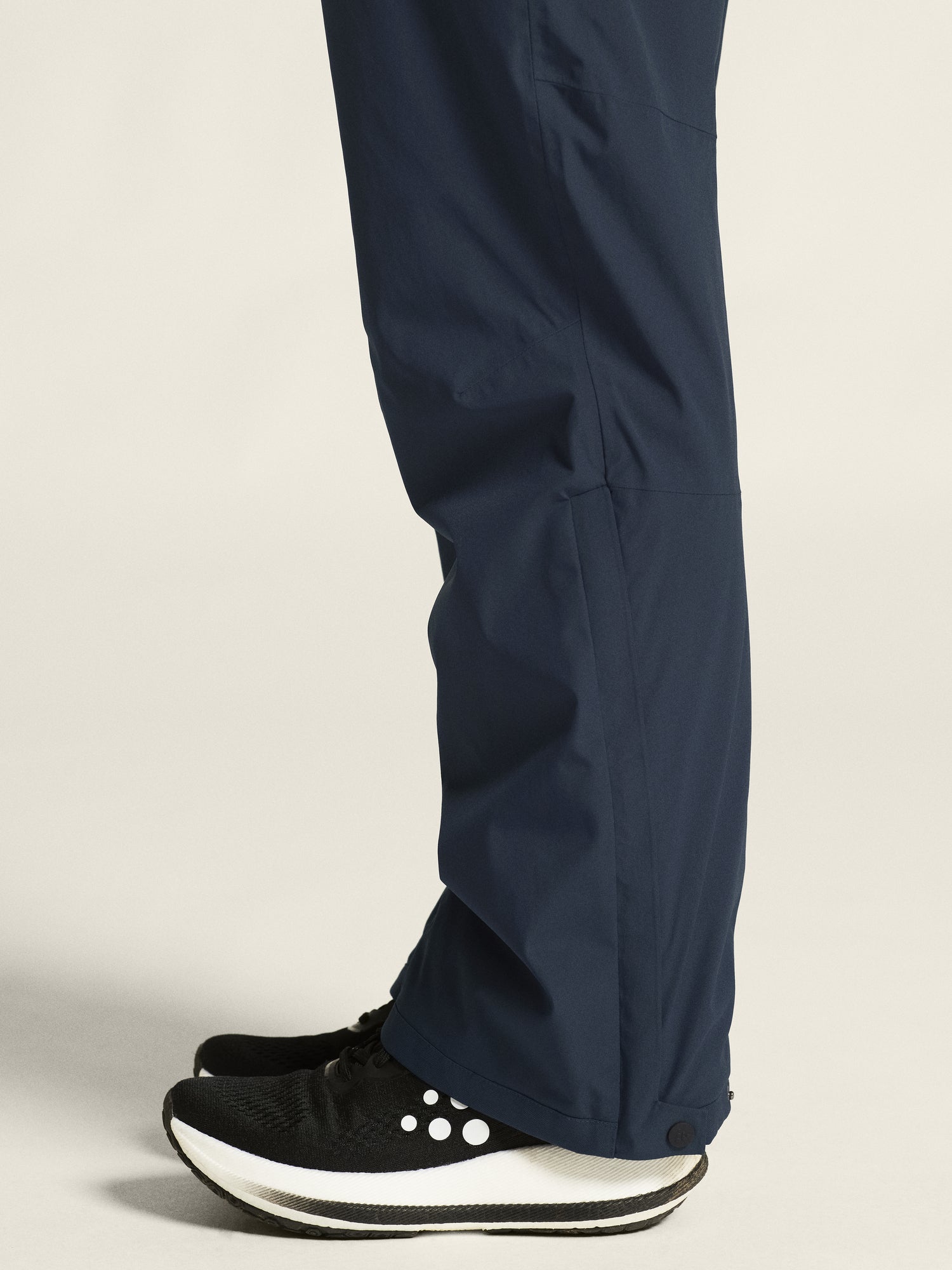 Explore Padded Pants W