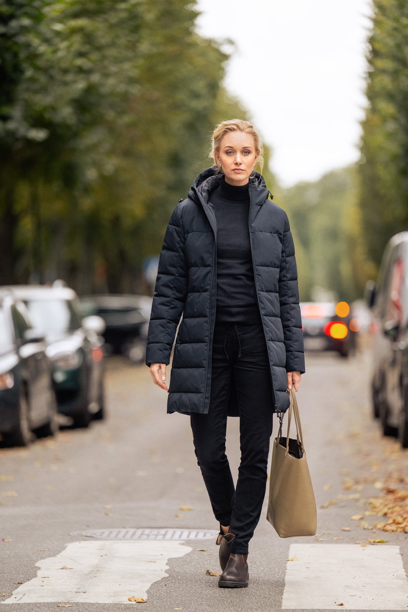 Northport Woman Black