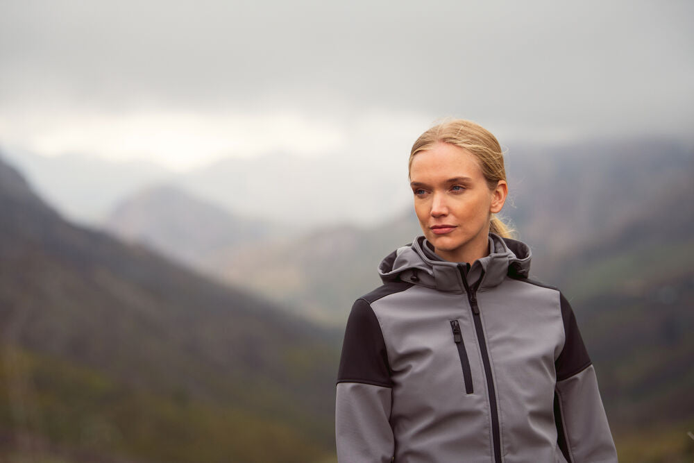 Prime Softshell Lady