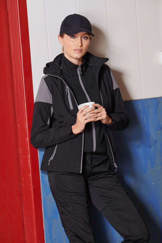Prime Softshell Lady