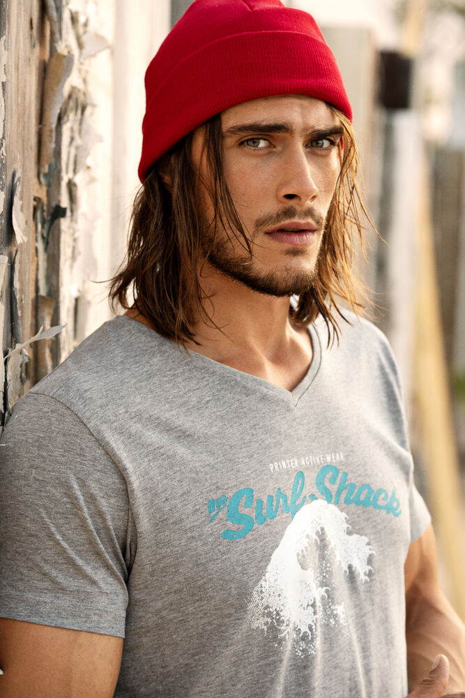 Heavy V-neck T-shirt