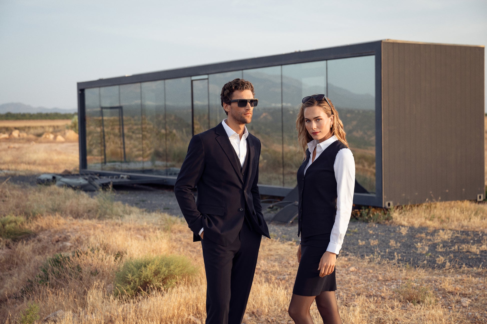 Signature Suit Vest Black