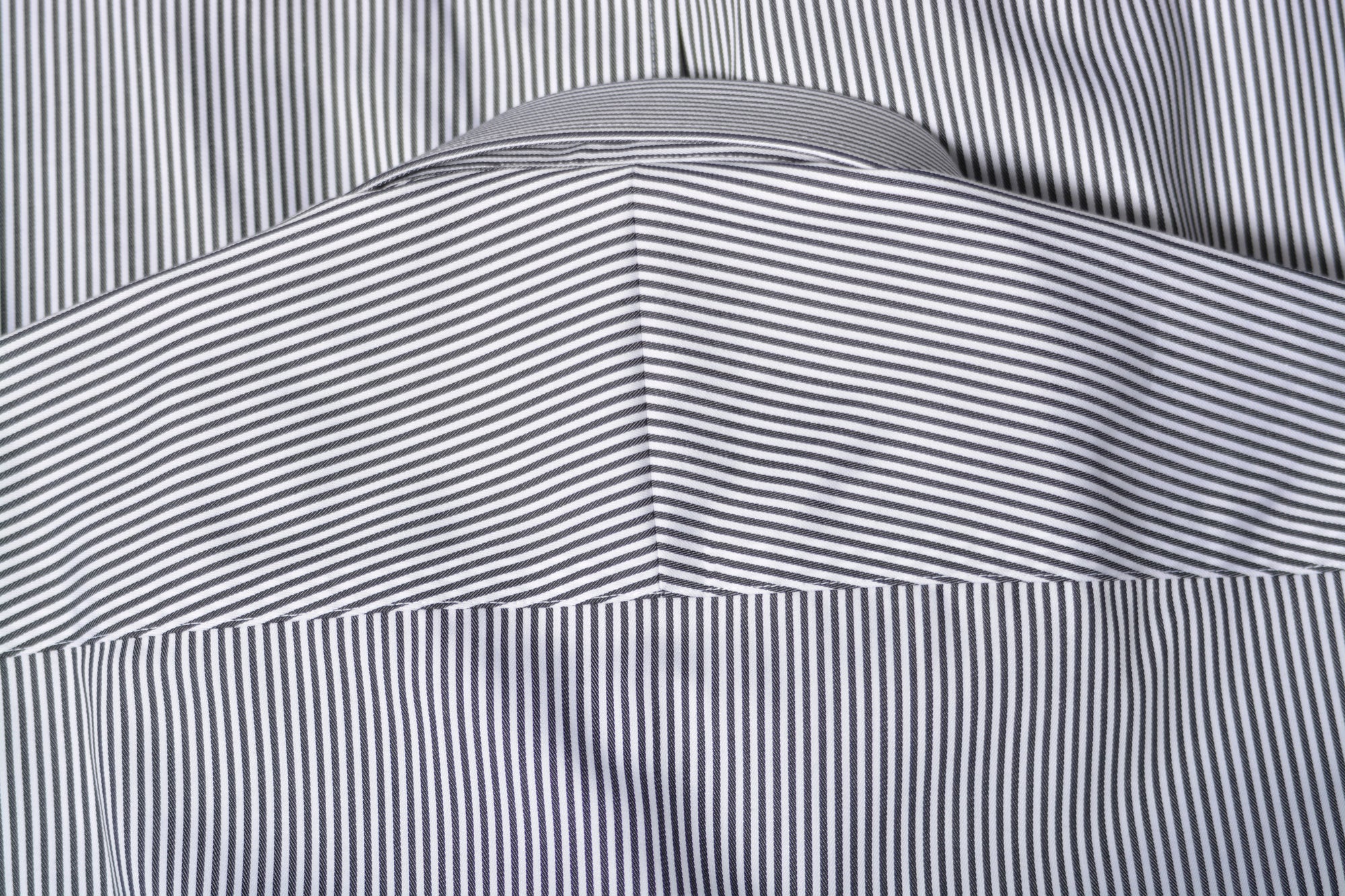 JH&F Red Bow 22 Regular Fit Black/White