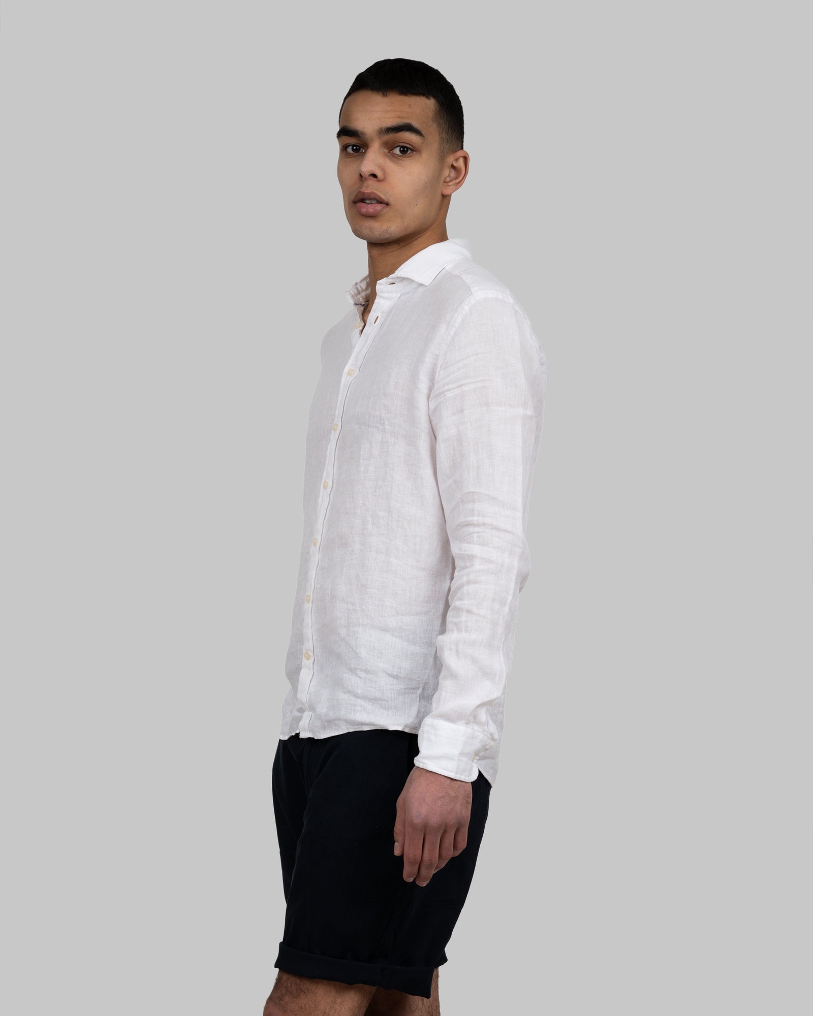 IB33 Linen Slim White