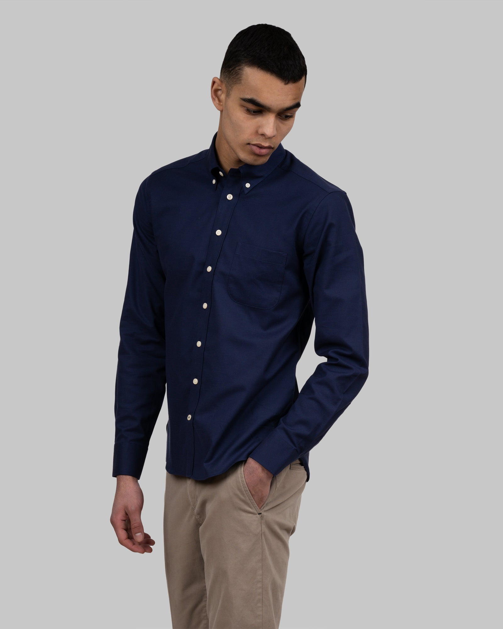YB54 Oxford Slim Navy