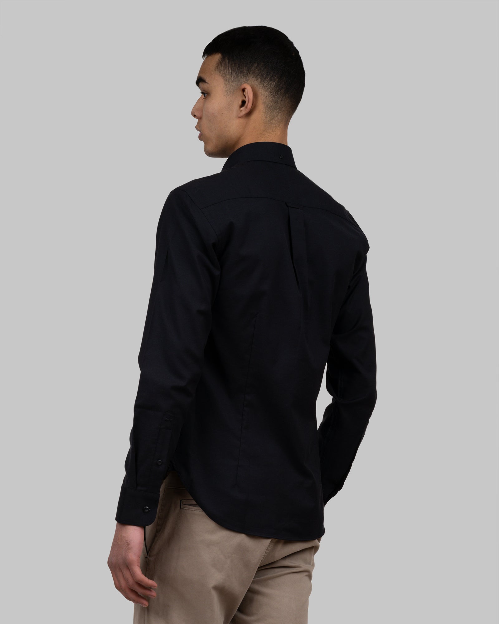 YB54 Oxford Slim Black