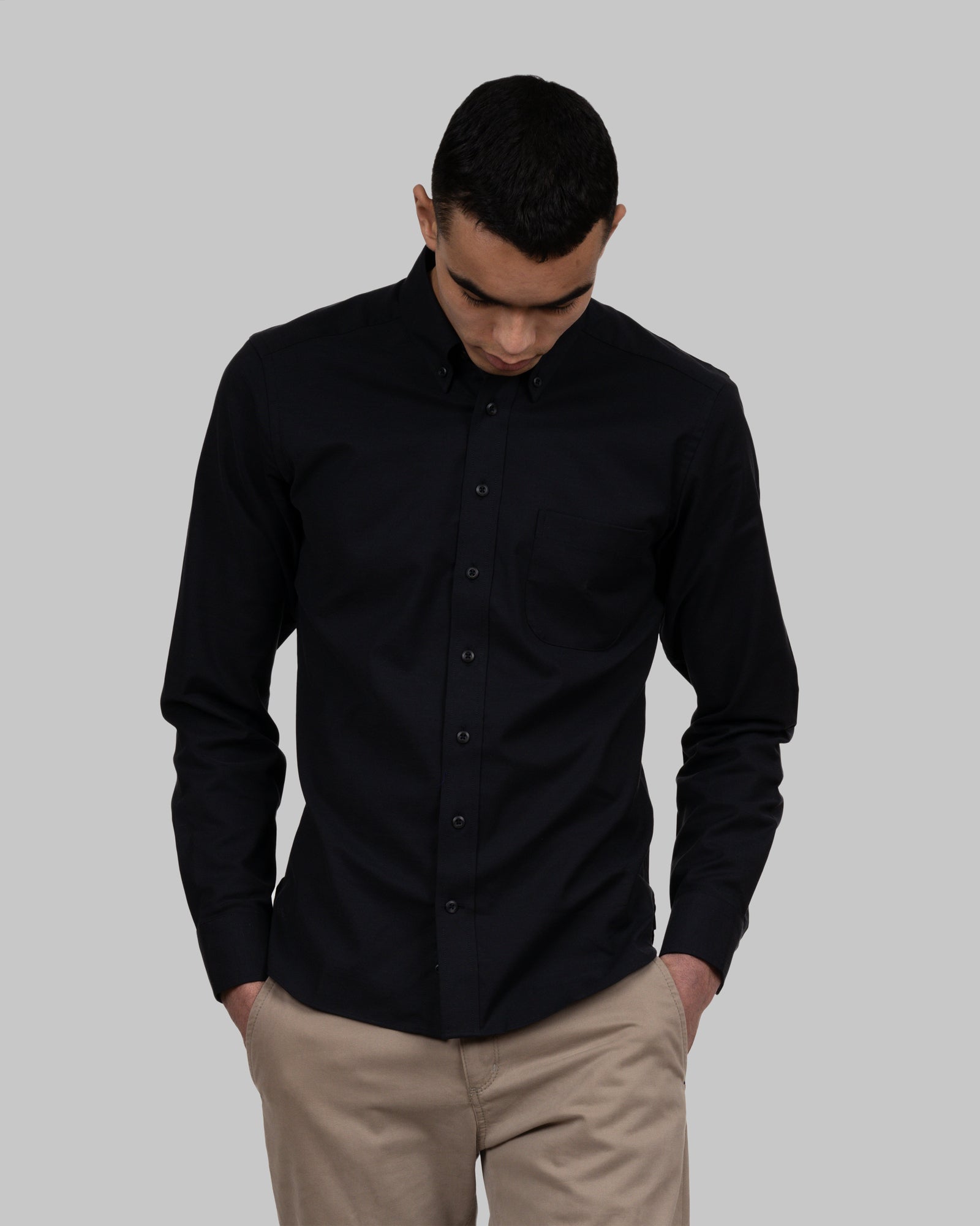 YB54 Oxford Slim Black