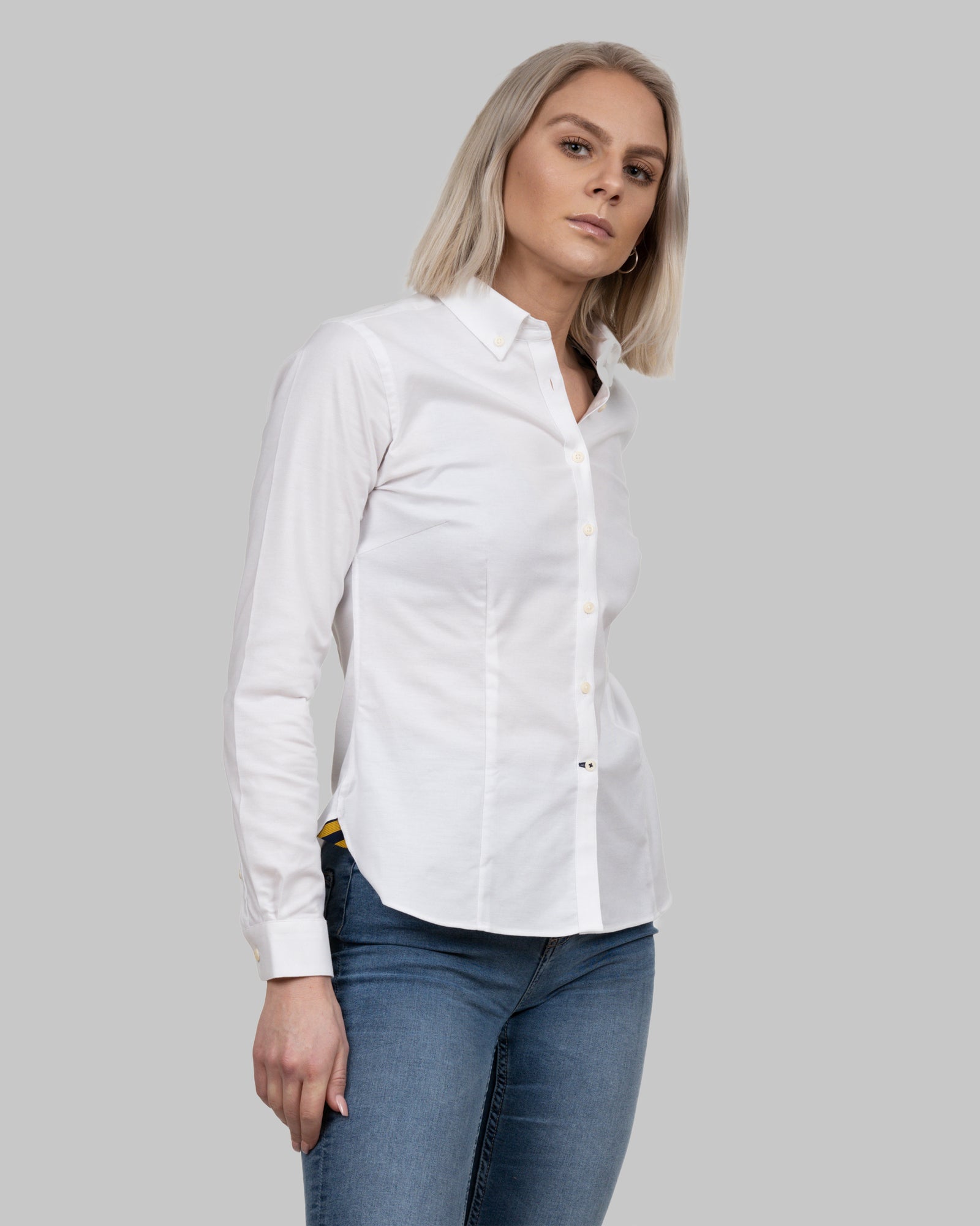 YB54 Oxford Woman White
