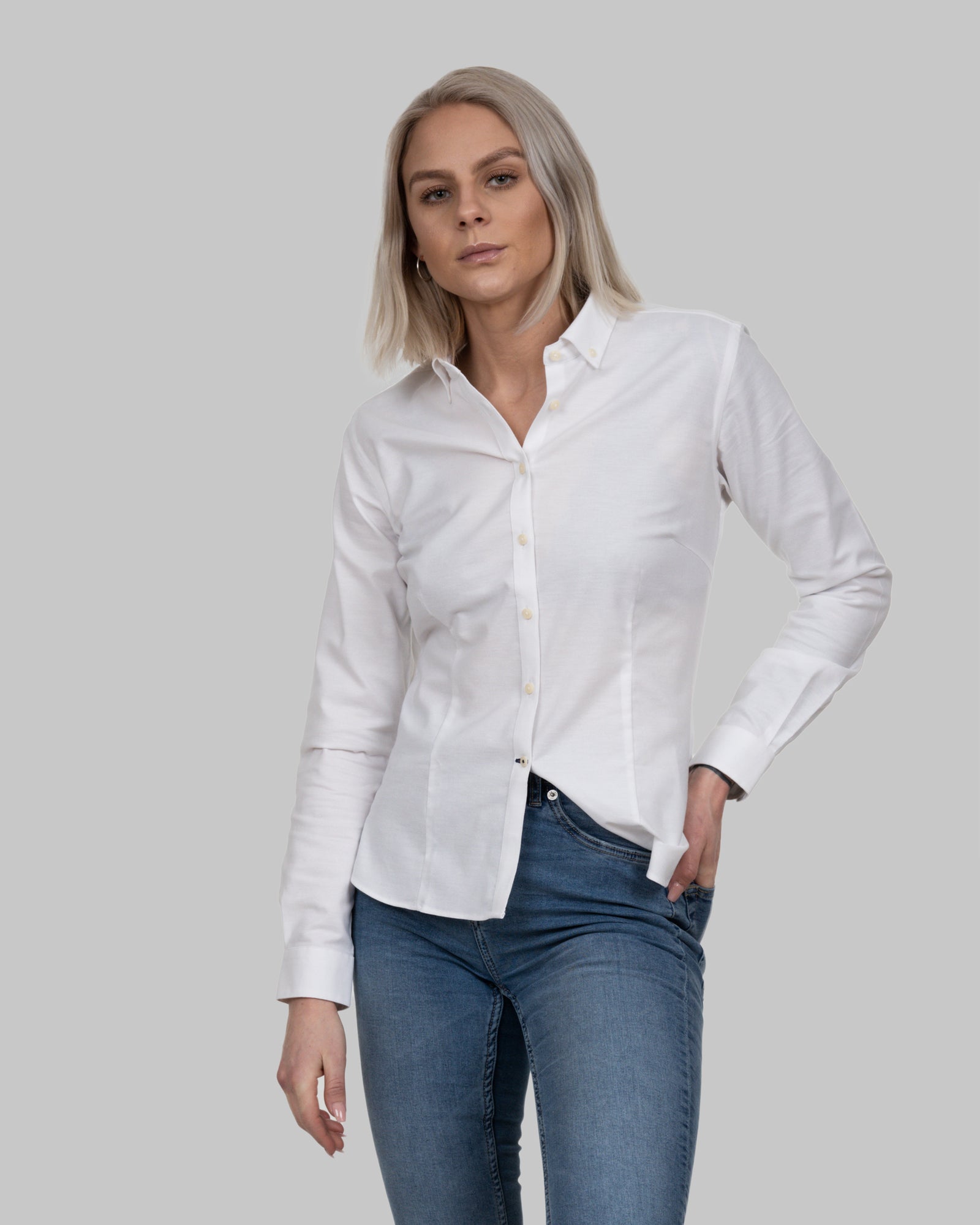 YB54 Oxford Woman White