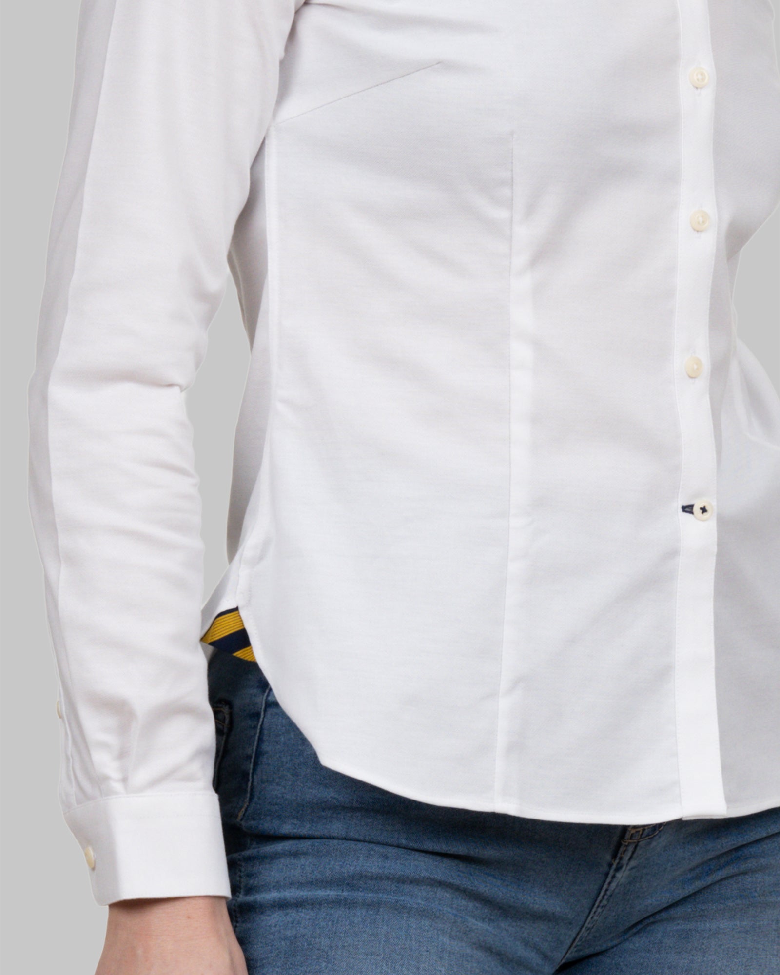 YB54 Oxford Woman White