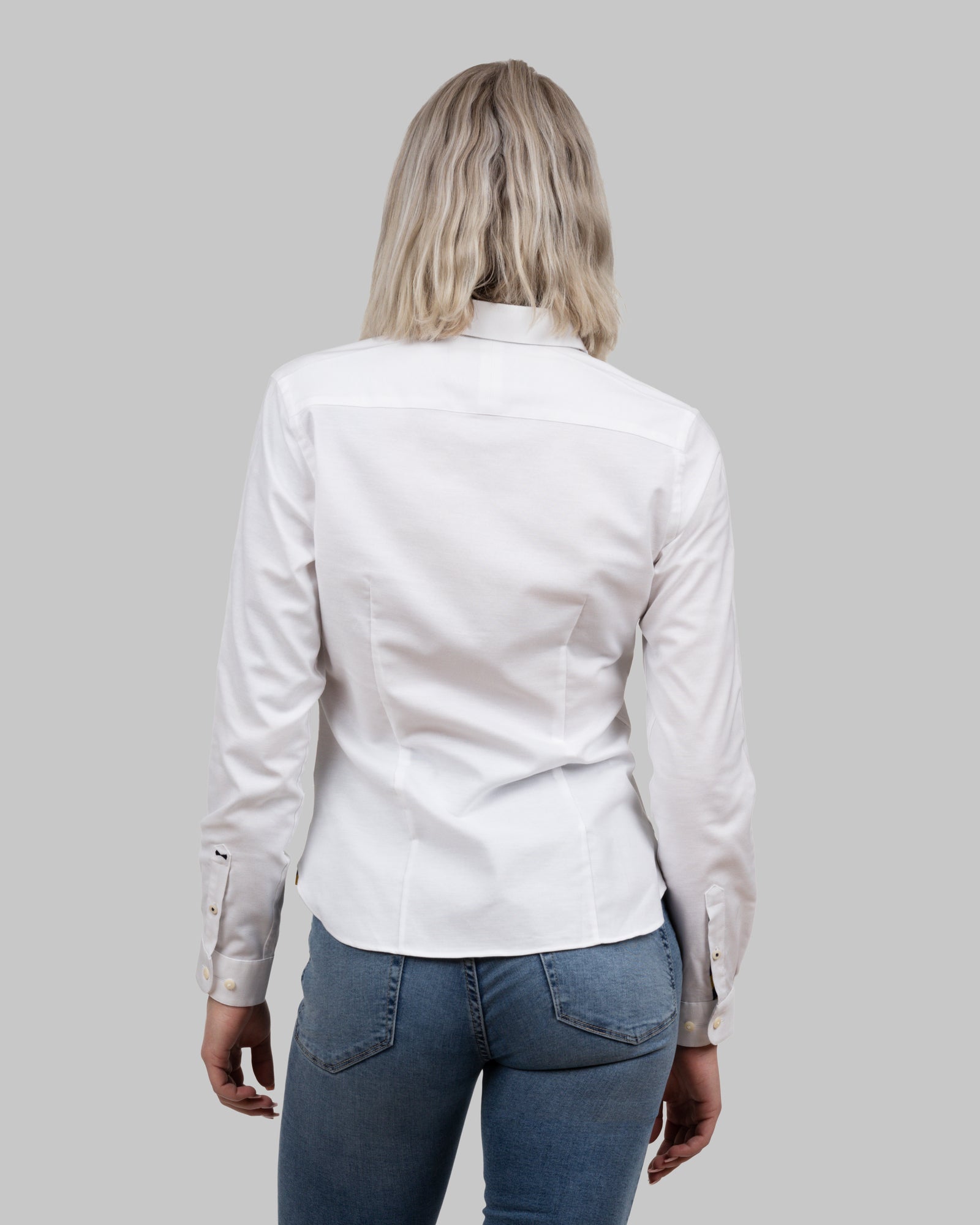 YB54 Oxford Woman White