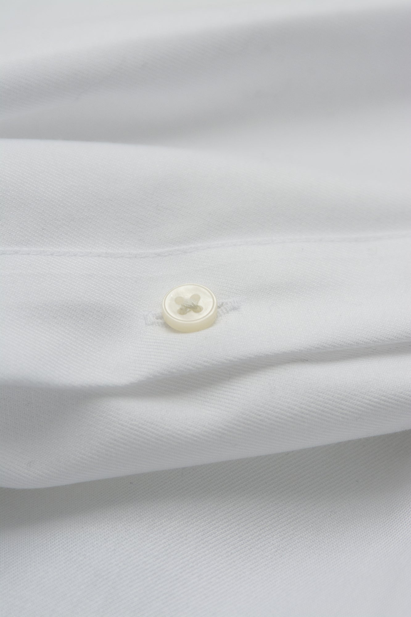 BB60 Twill Regular White