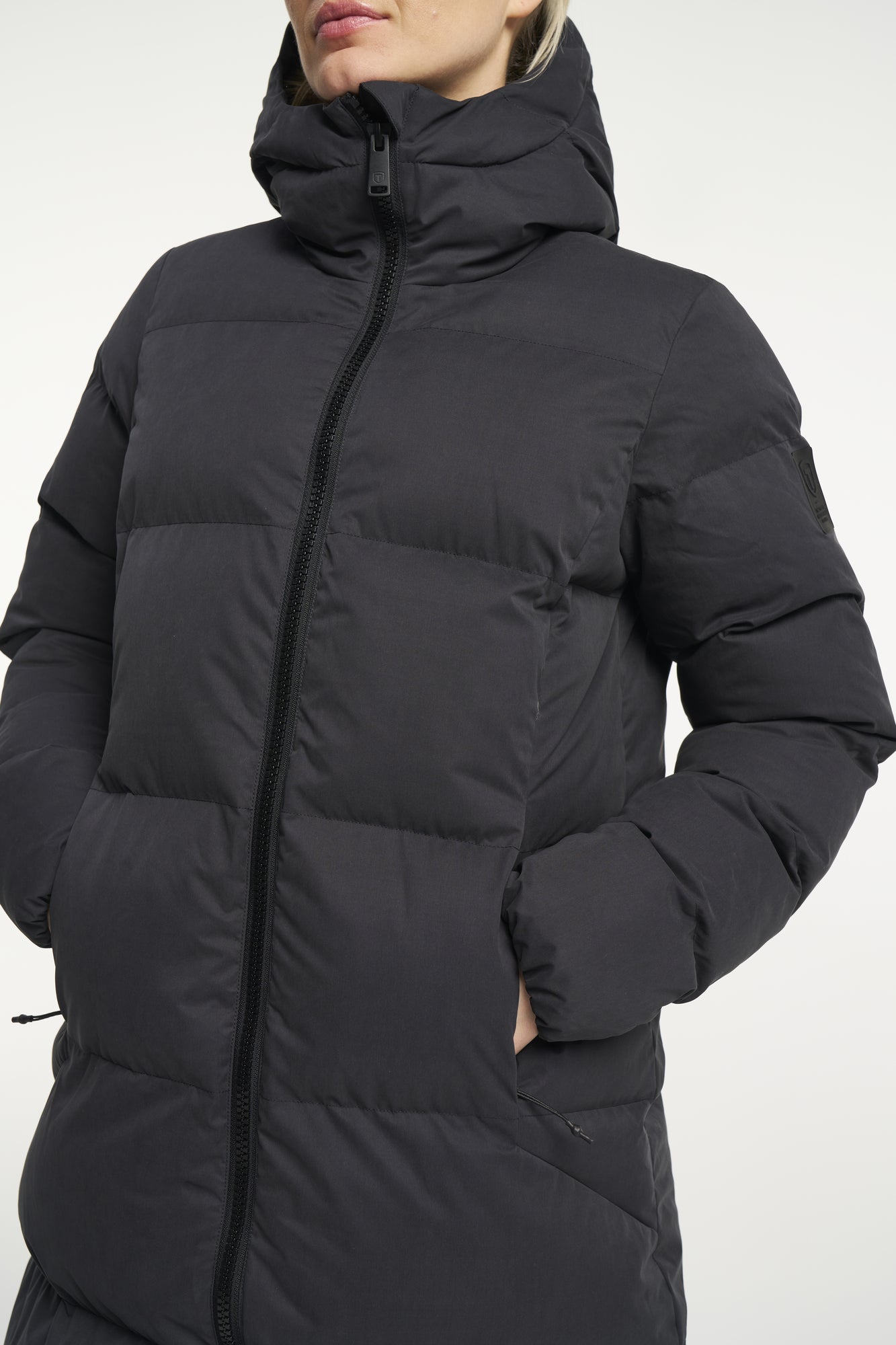 Cevina Coat Women