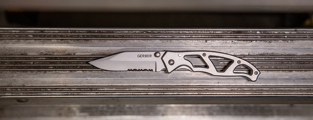Paraframe I Folder Serrated - FIG1027832