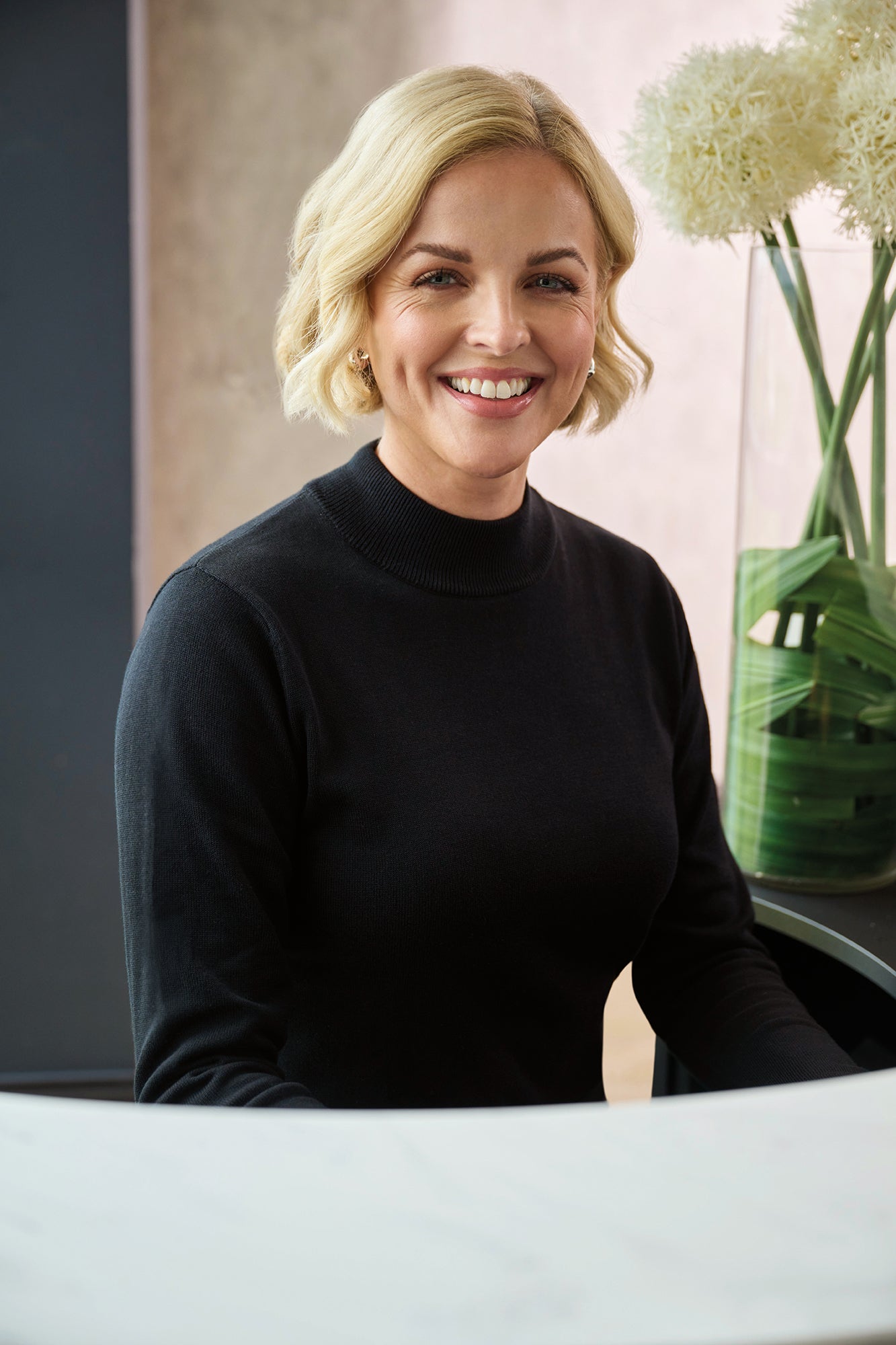 Golden Turtle Neck (D) - TV2389