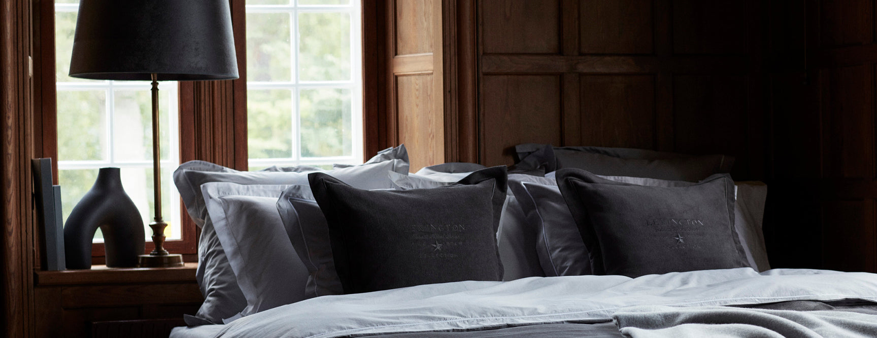 Hotel Velvet Sham with Embroidery - LX10081301